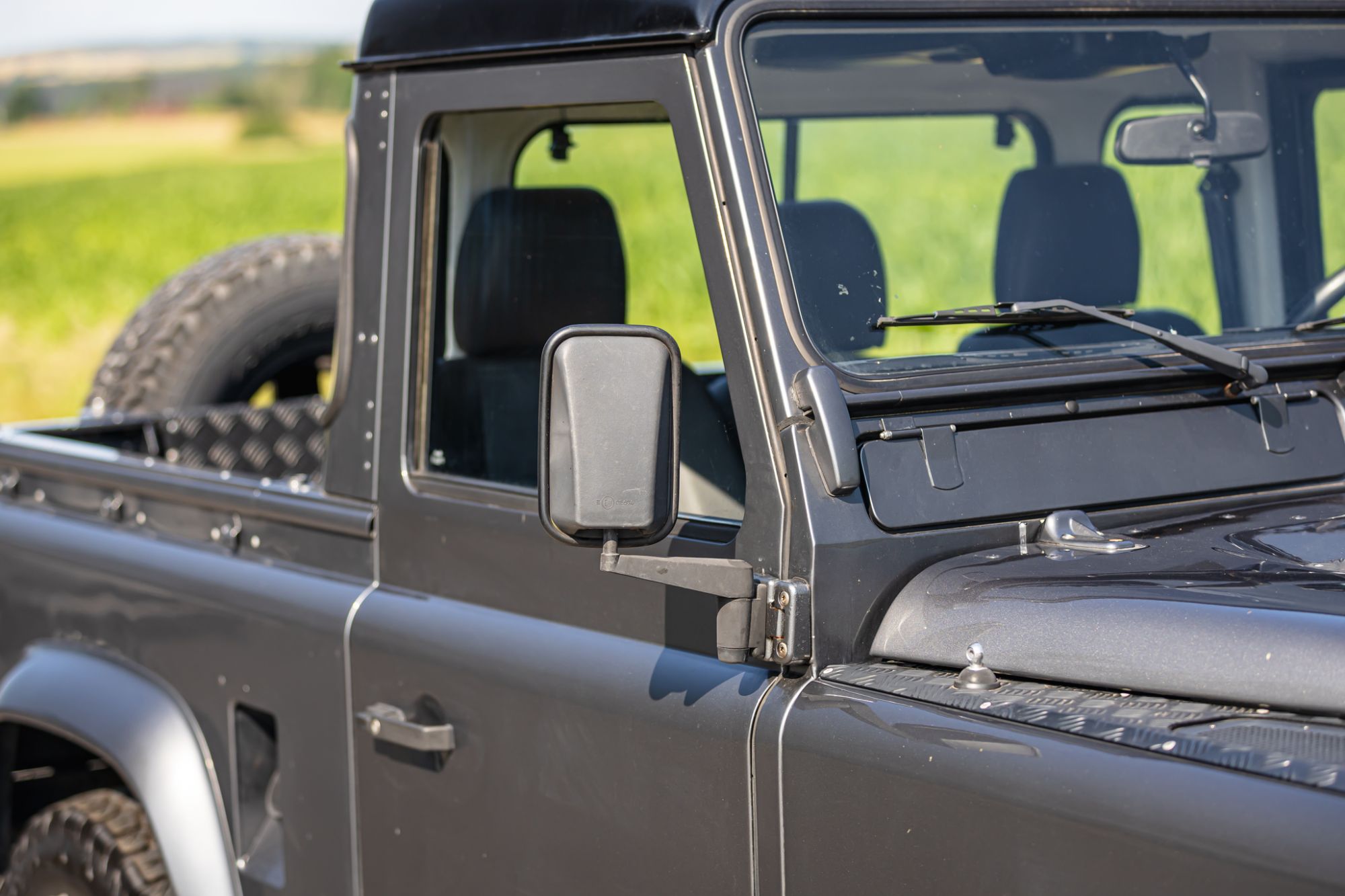 LOW Land Rover 90_51.JPG