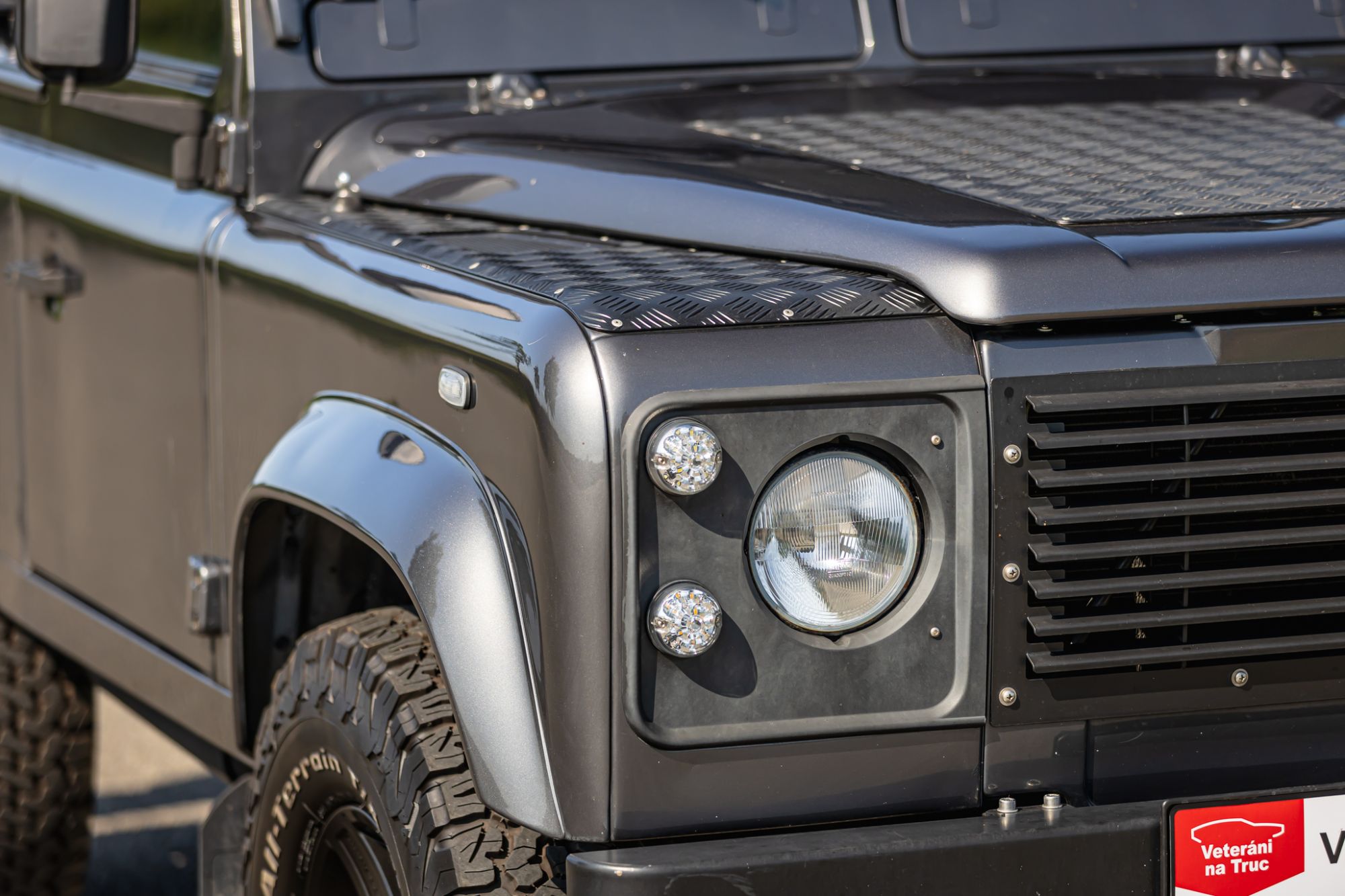 LOW Land Rover 90_55.JPG