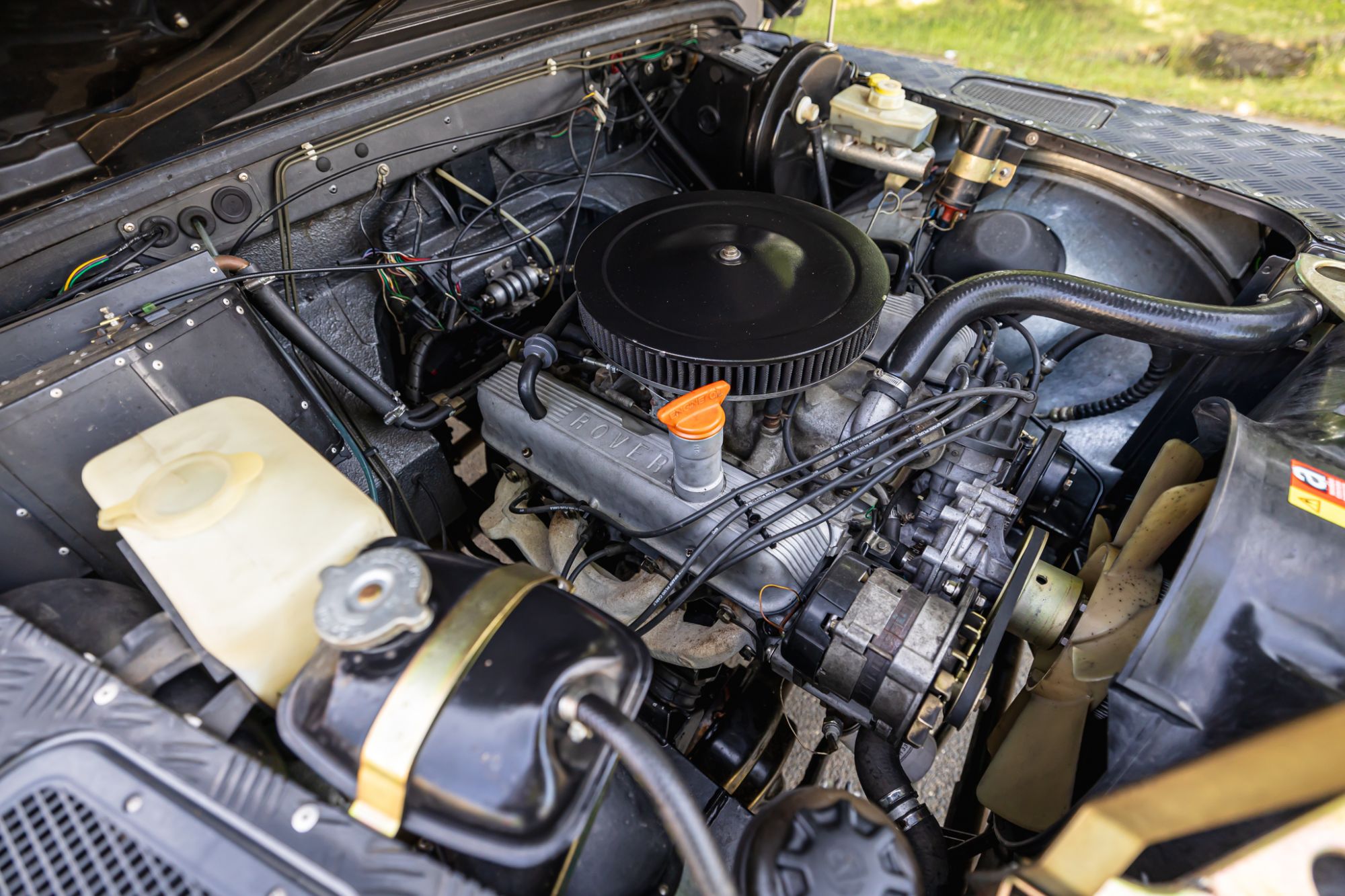 LOW Land Rover 90_90.JPG