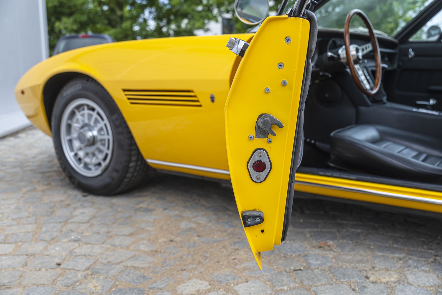 low_Maserati Ghibli yellow_114