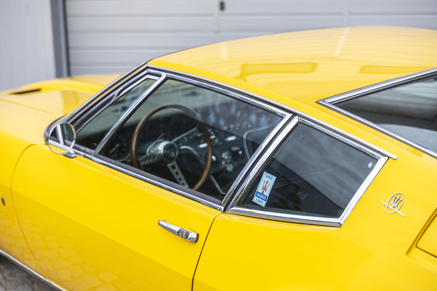 low_Maserati Ghibli yellow_125
