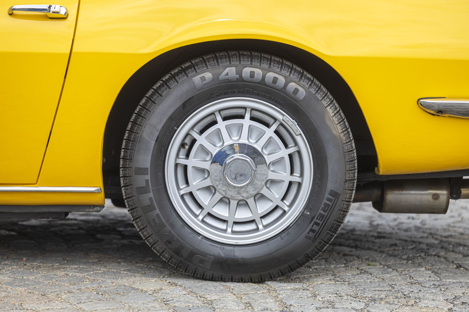 low_Maserati Ghibli yellow_127