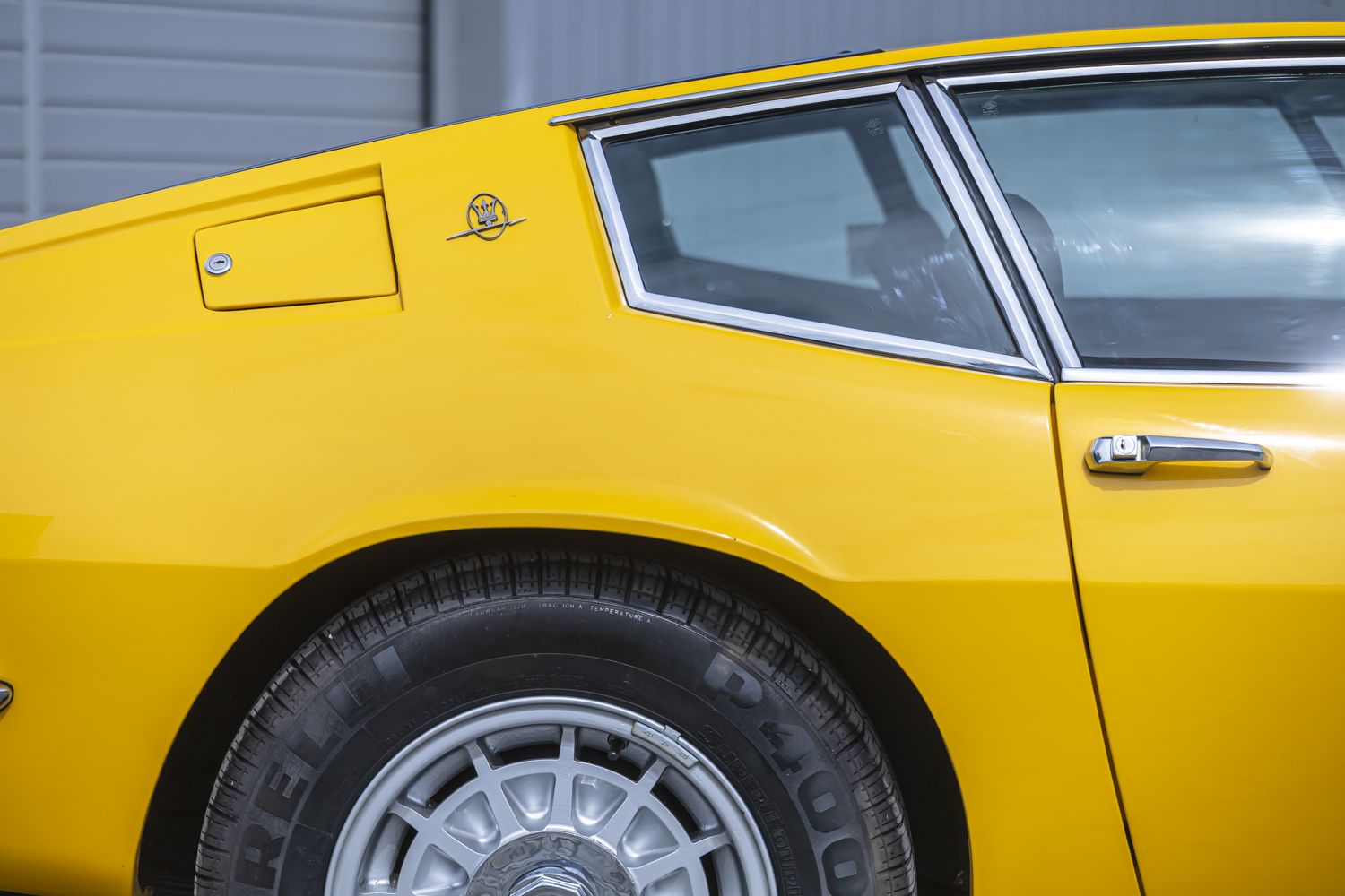 low_Maserati Ghibli yellow_39