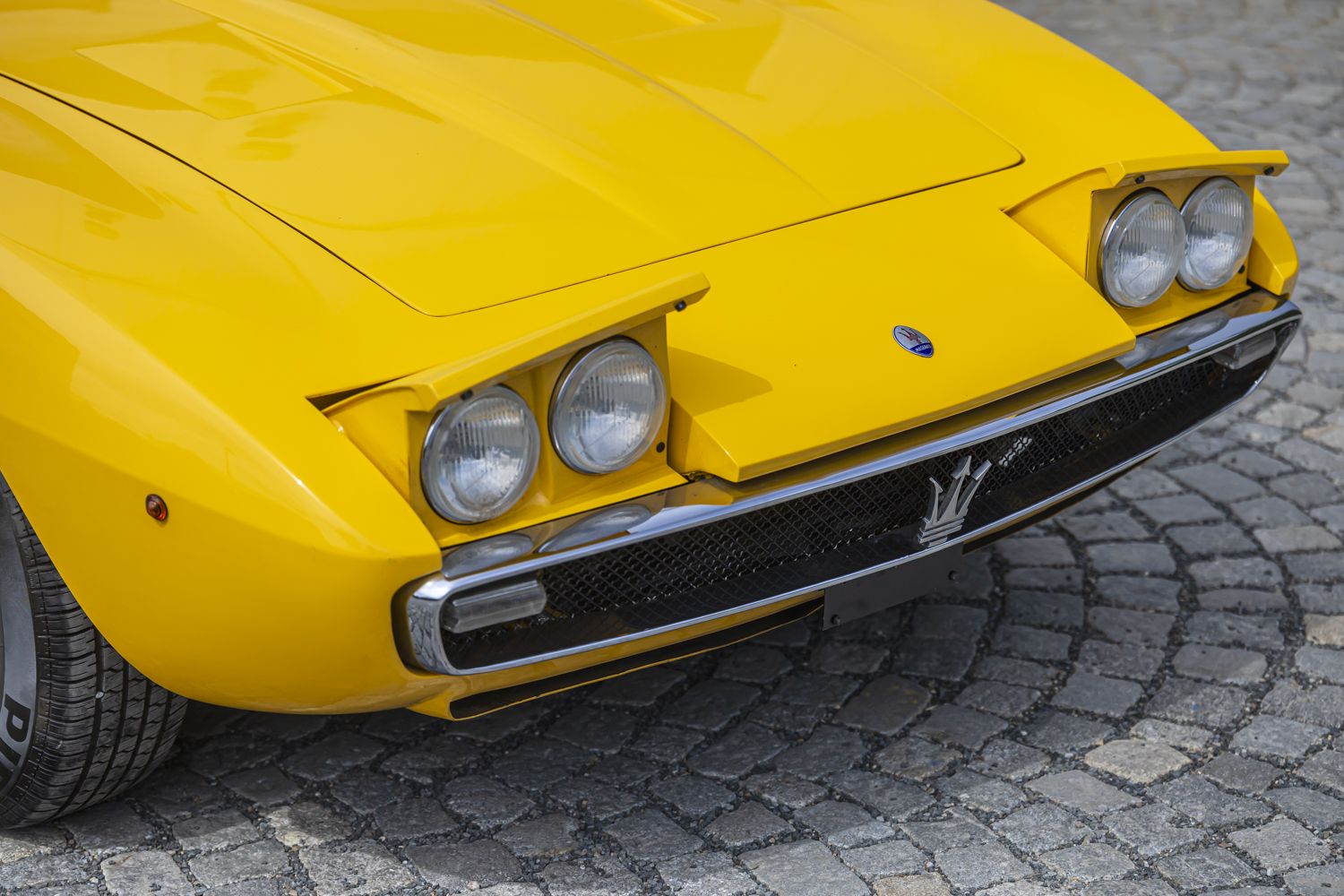 low_Maserati Ghibli yellow_42