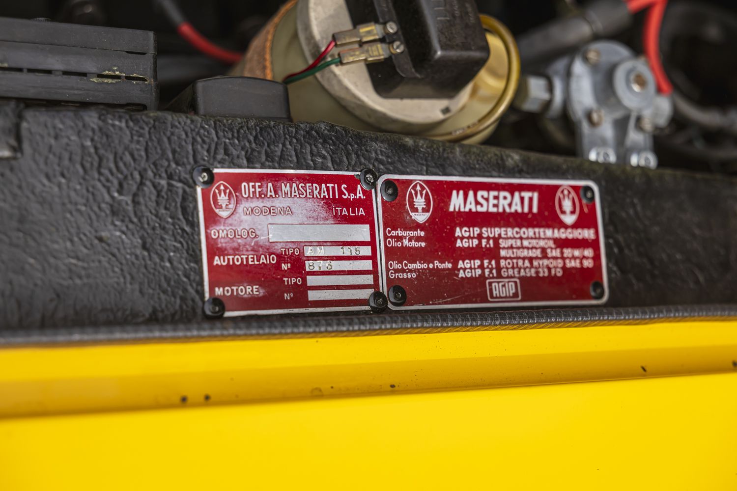 low_Maserati Ghibli yellow_56