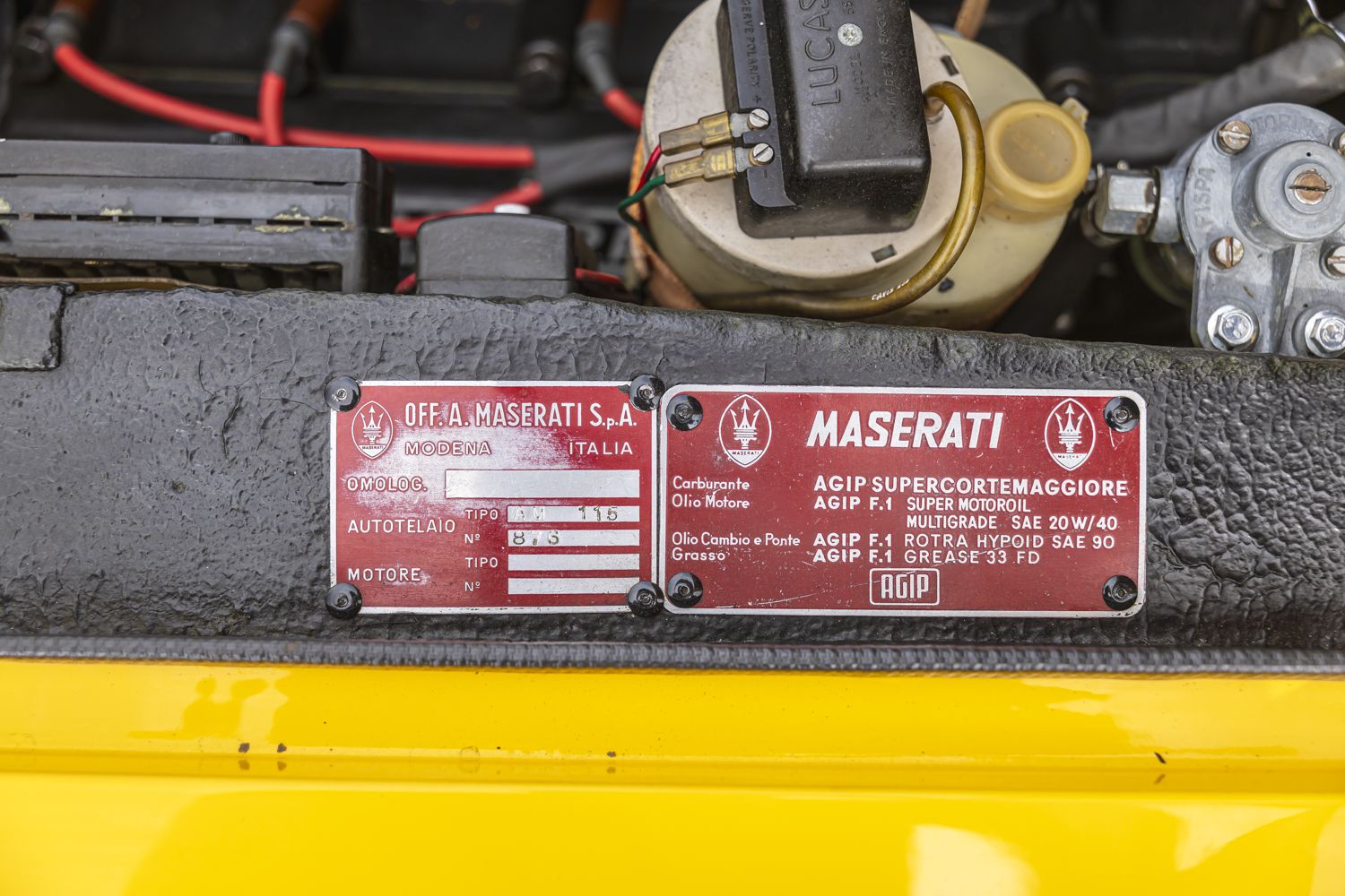 low_Maserati Ghibli yellow_57