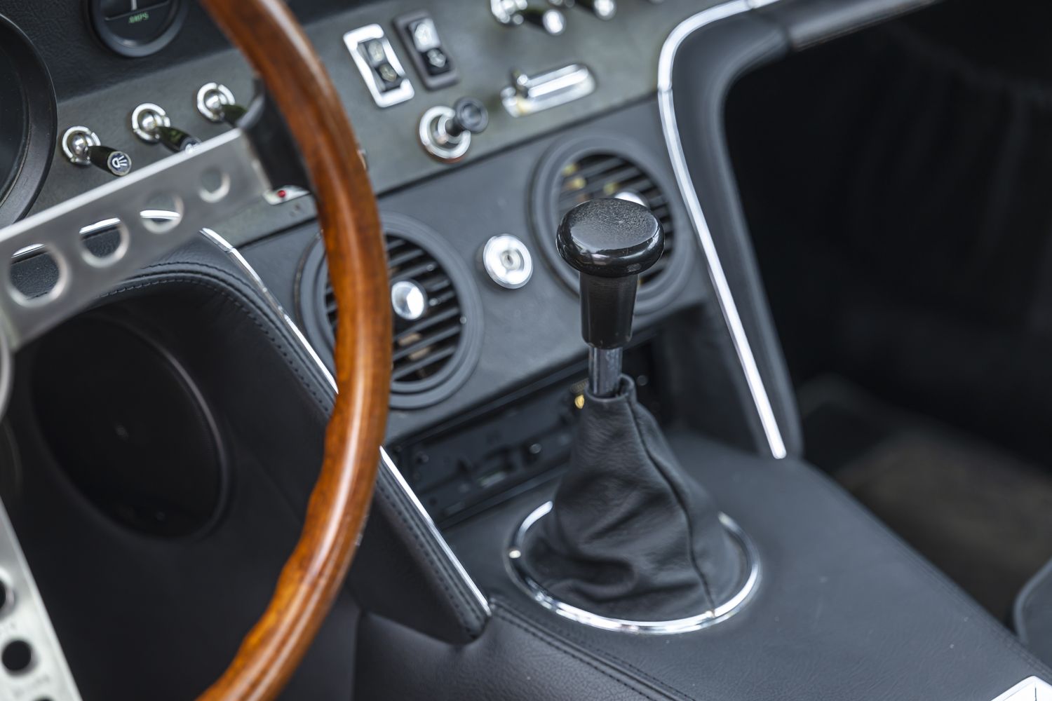 low_Maserati Ghibli yellow_78