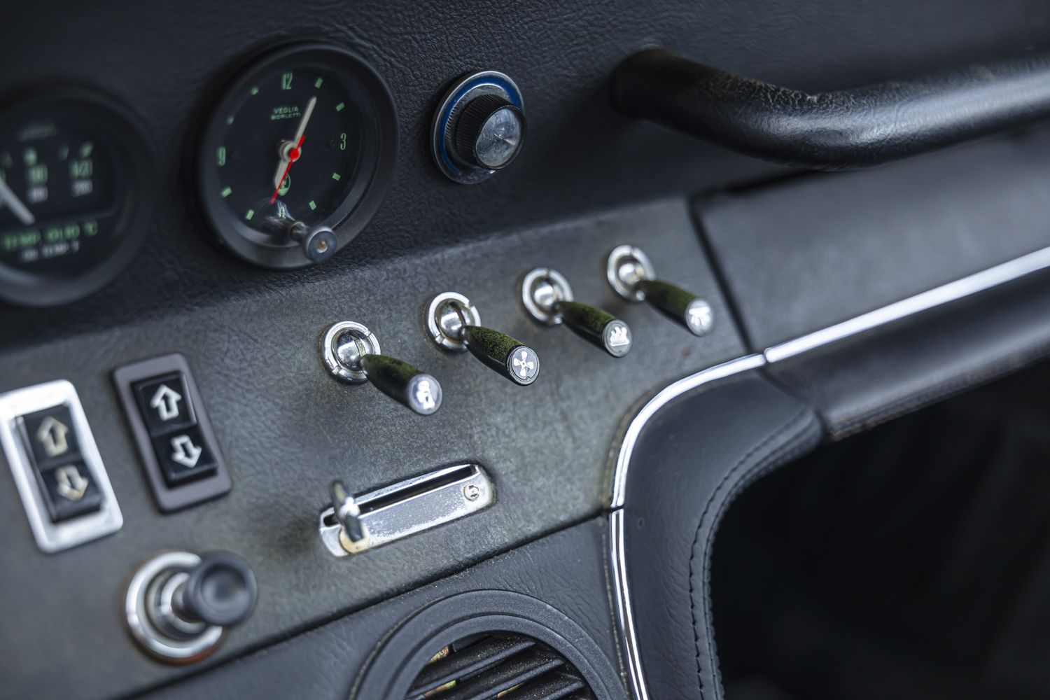 low_Maserati Ghibli yellow_91