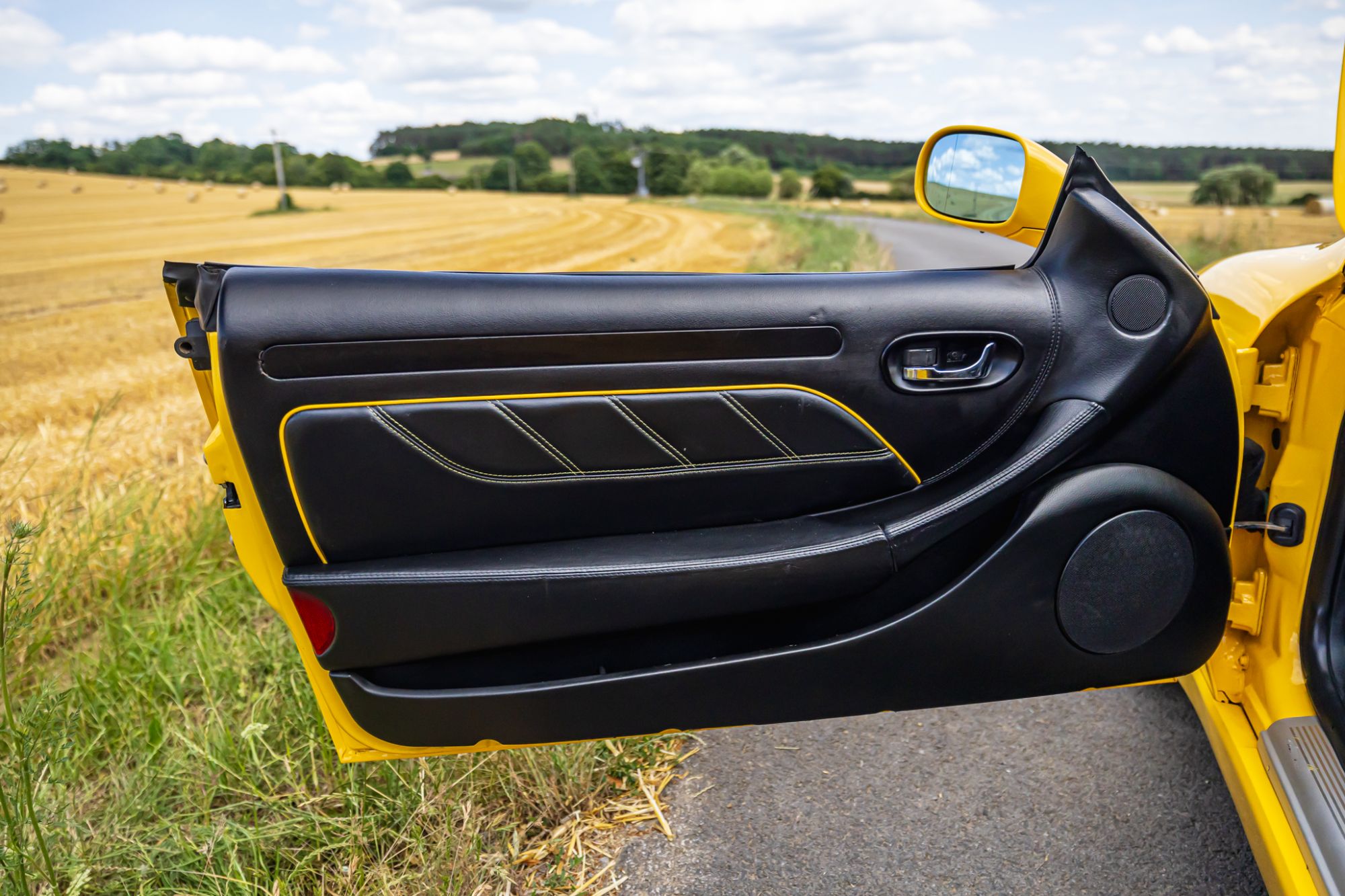 Low Maserati Spyder_13.JPG