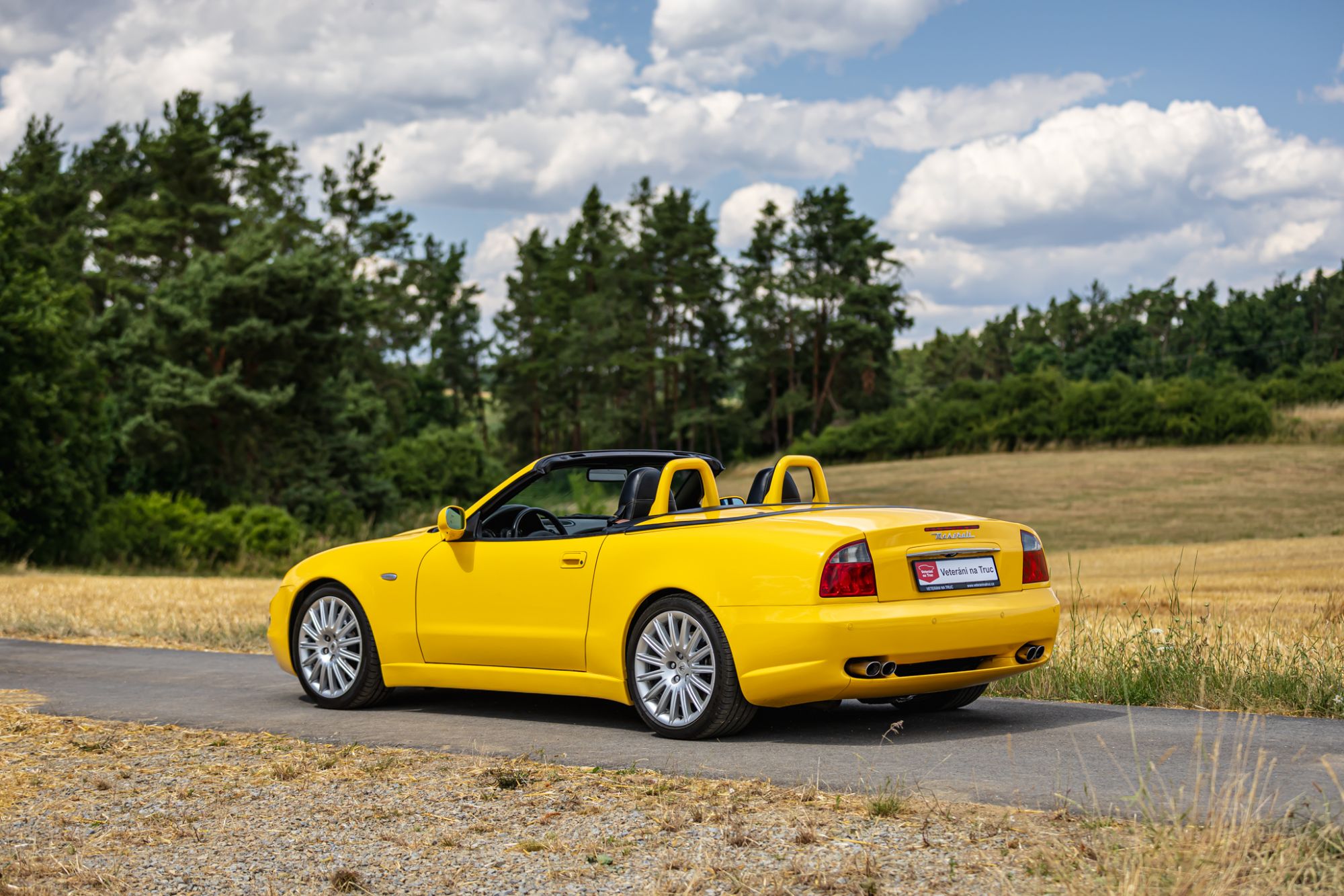 Low Maserati Spyder_37.JPG