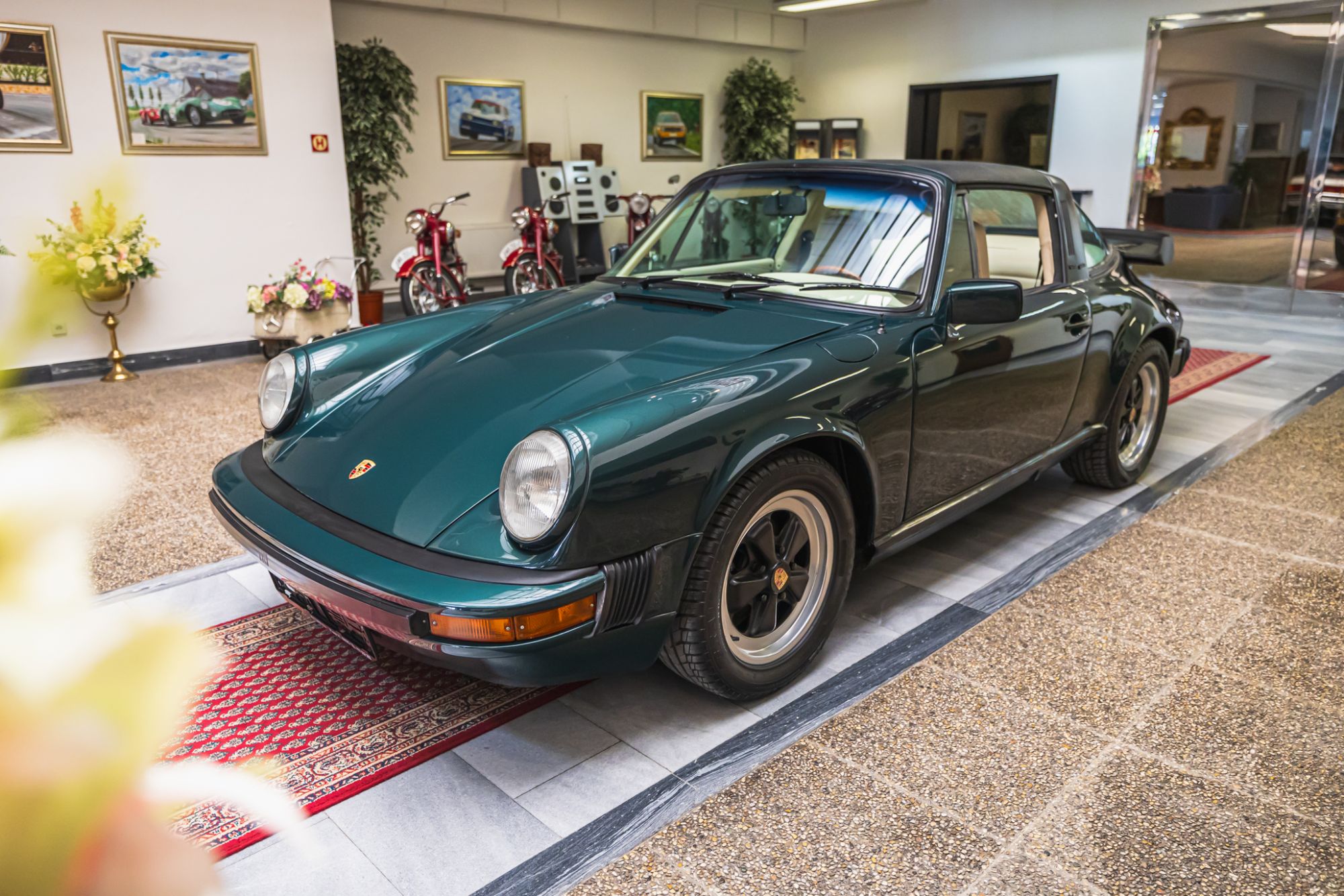 _LOW_Porsche 911 CS Targa_22.JPG