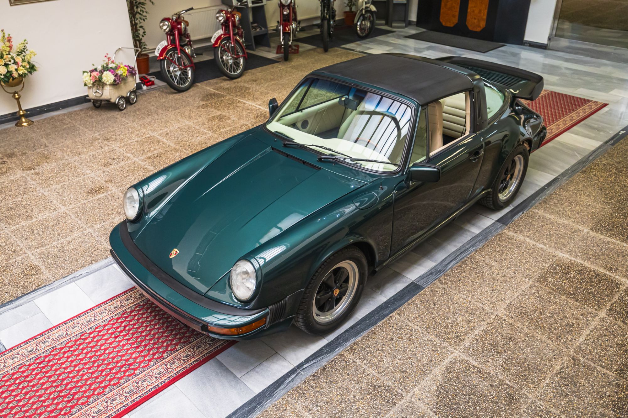 _LOW_Porsche 911 CS Targa_23.JPG