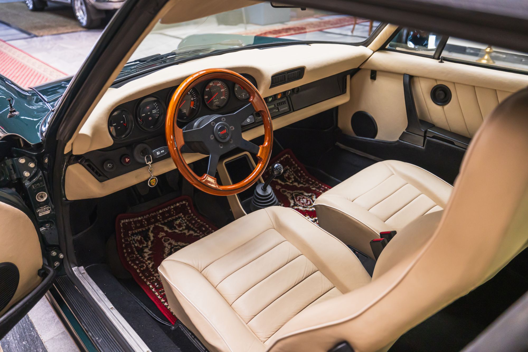 _LOW_Porsche 911 CS Targa_29.JPG