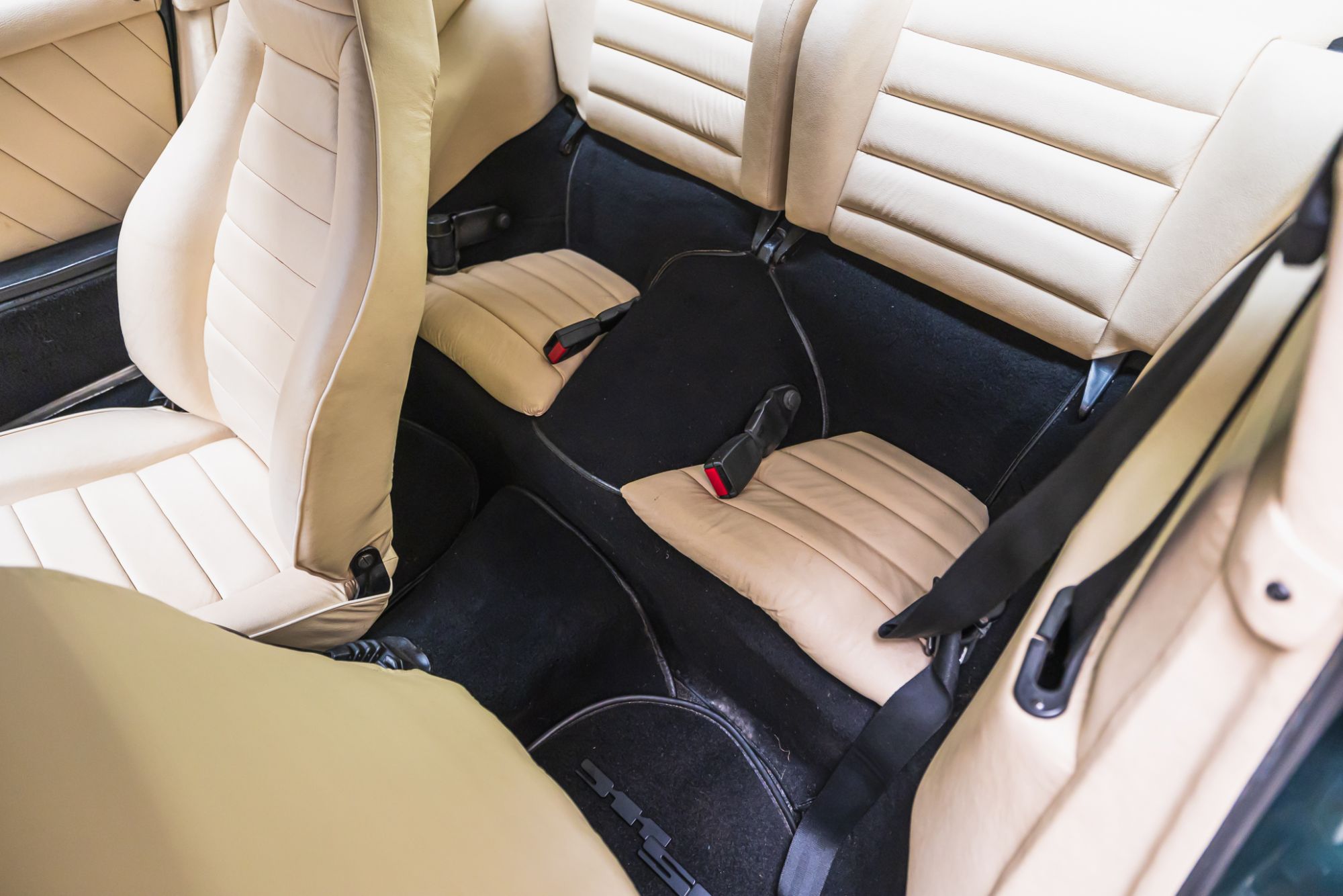 _LOW_Porsche 911 CS Targa_34.JPG