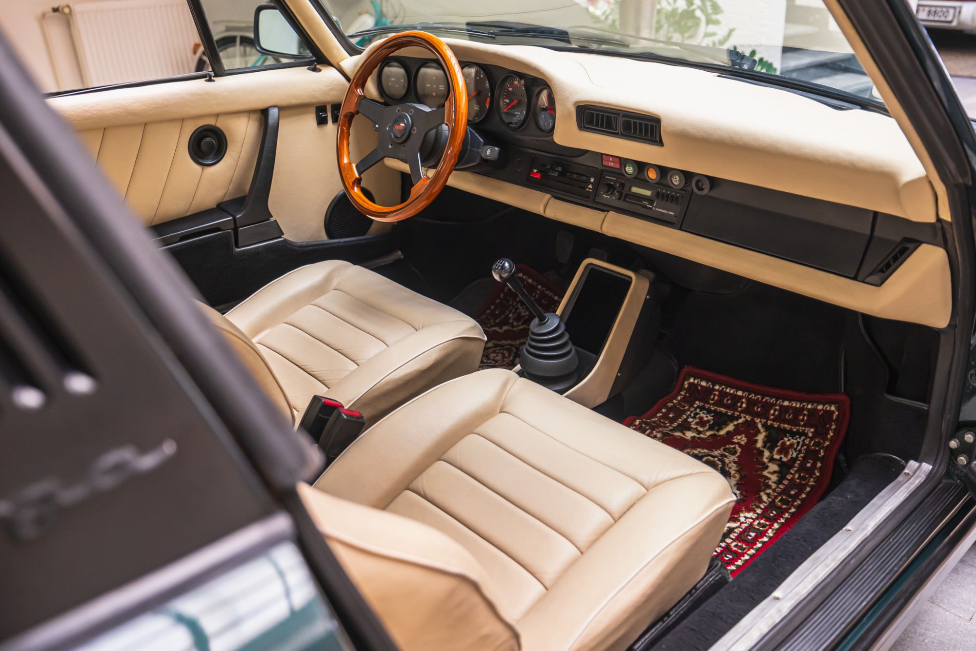 _LOW_Porsche 911 CS Targa_42.JPG