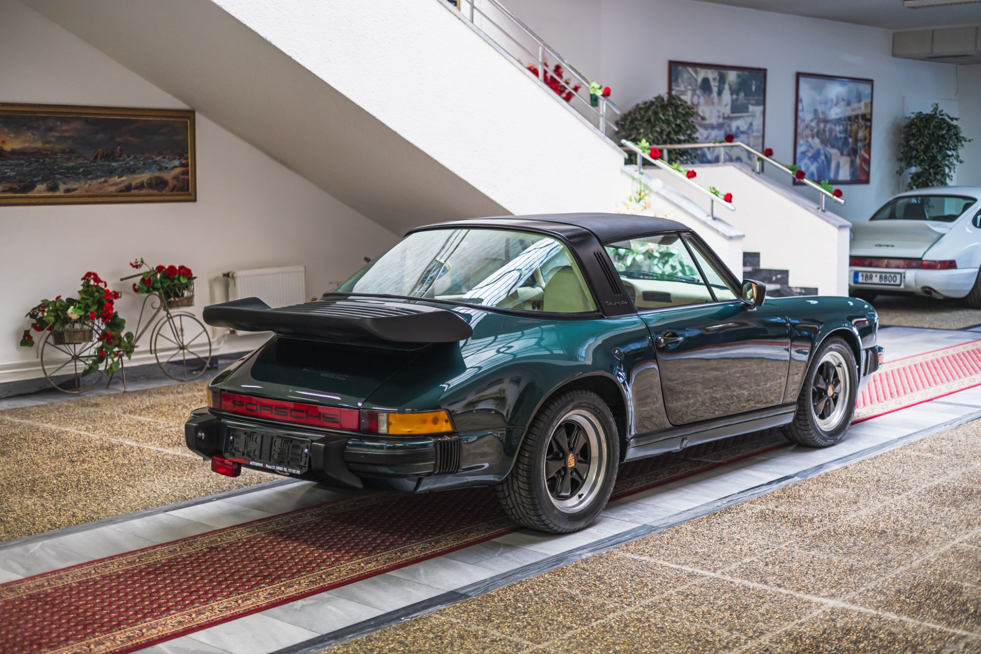 _LOW_Porsche 911 CS Targa_61.JPG