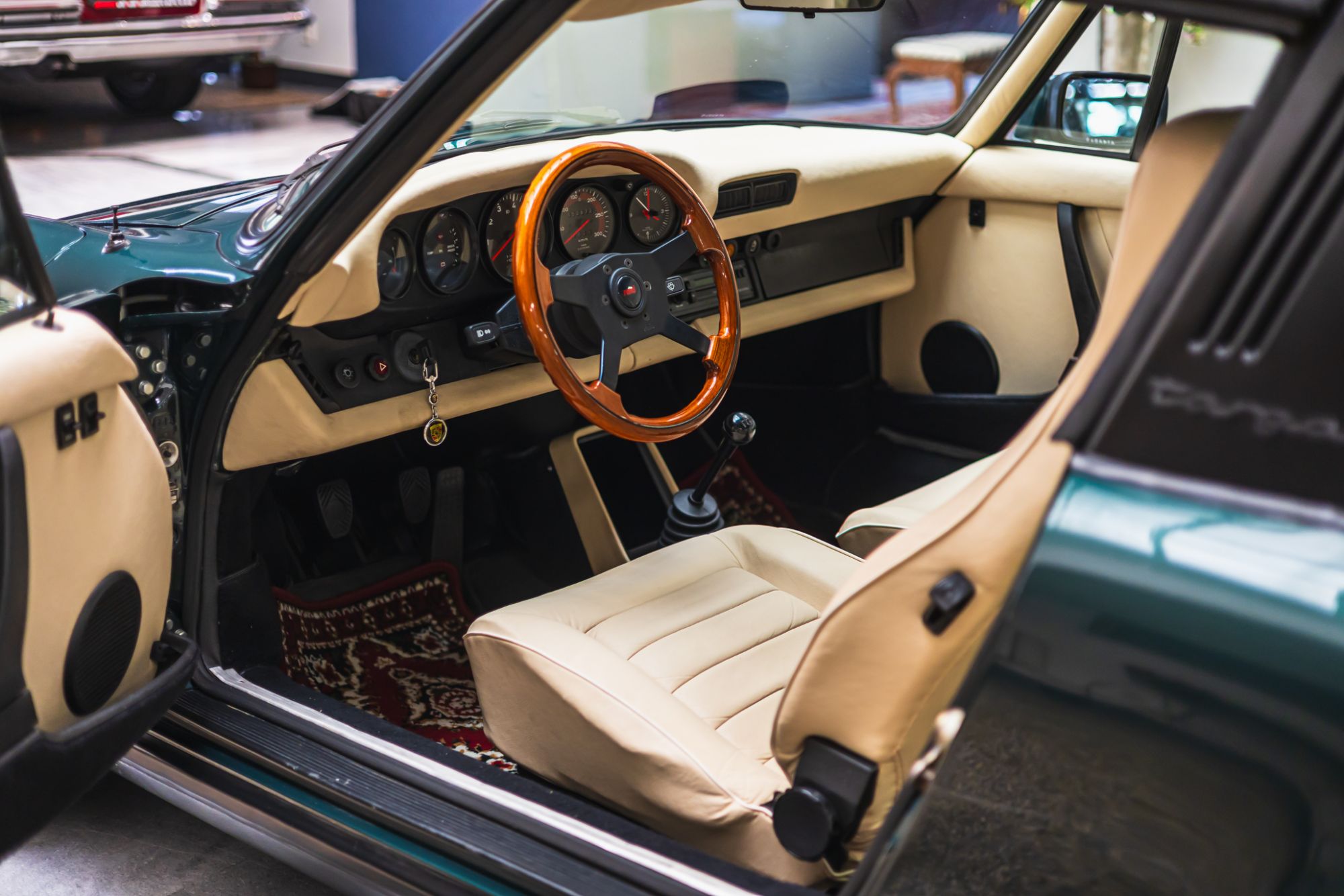 _LOW_Porsche 911 CS Targa_73.JPG