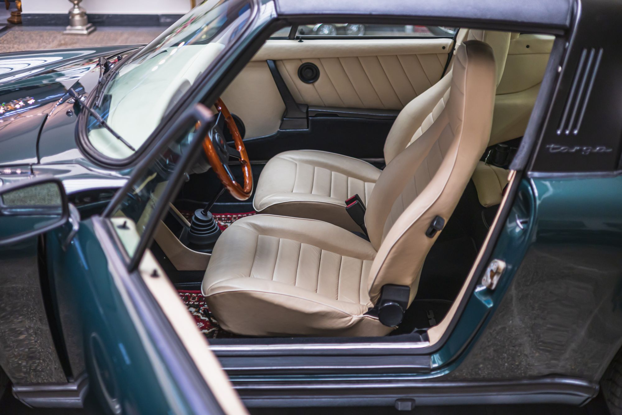 _LOW_Porsche 911 CS Targa_77.JPG