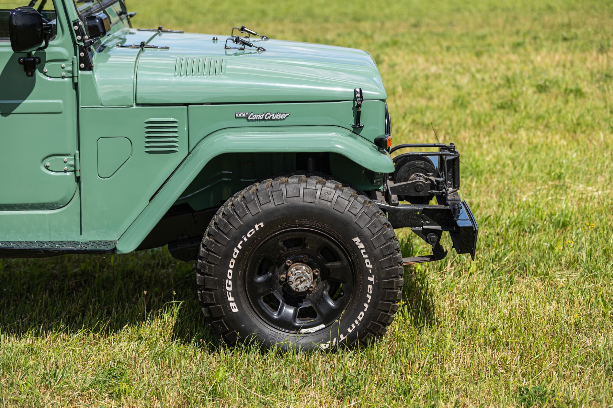 low Toyota LandCruiser pickup_20.JPG