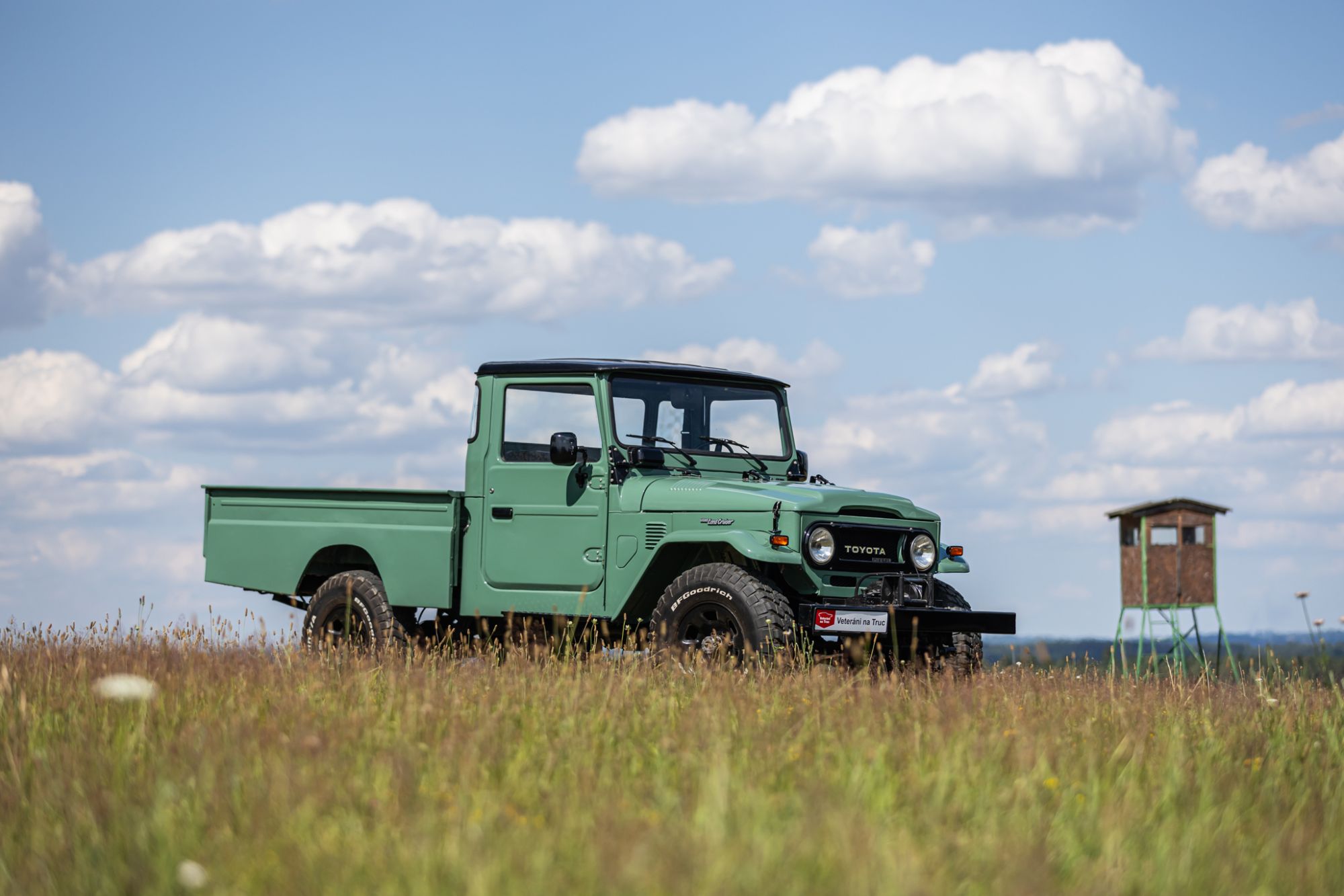 low Toyota LandCruiser pickup_47.JPG