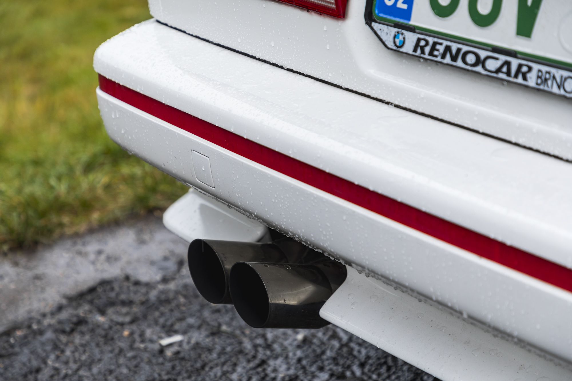 Male_BMW M3 e30 Auctomobile_13