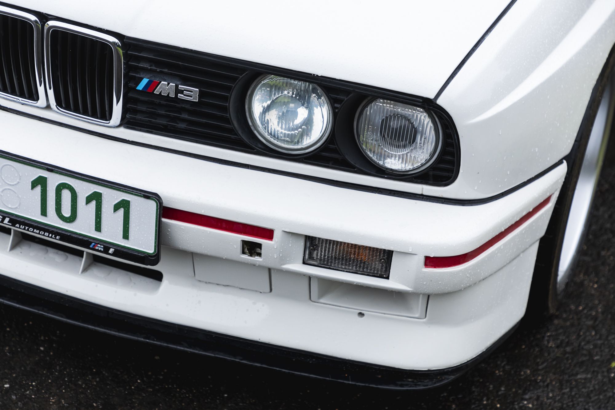 Male_BMW M3 e30 Auctomobile_22