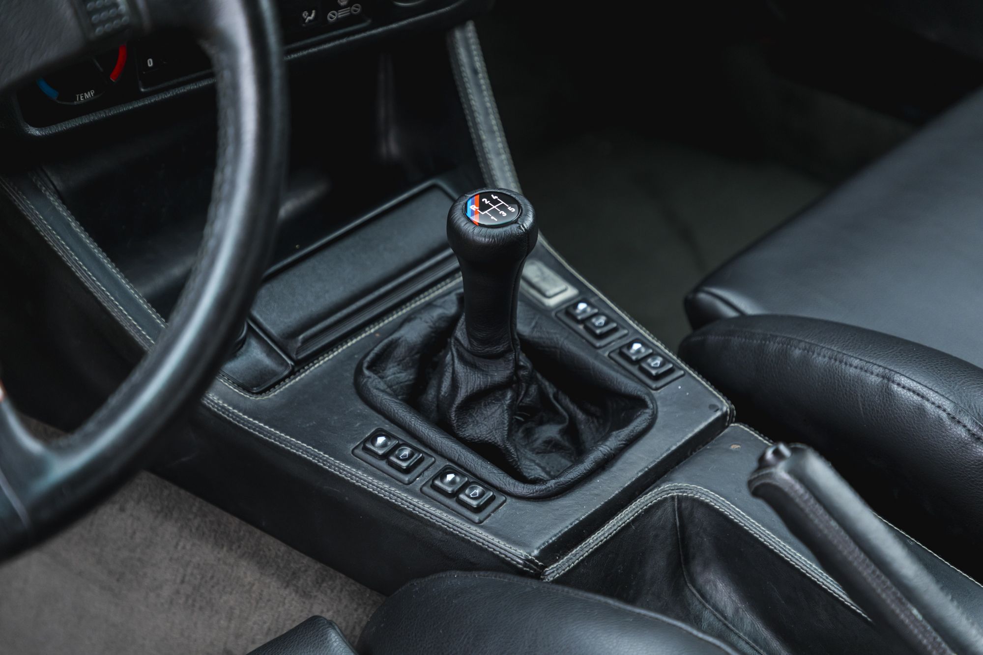 Male_BMW M3 e30 Auctomobile_30