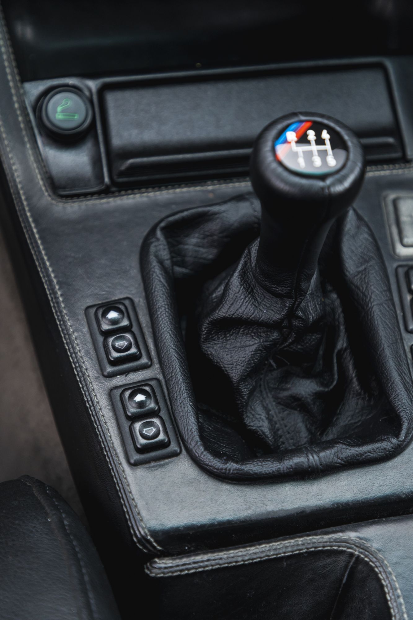 Male_BMW M3 e30 Auctomobile_37