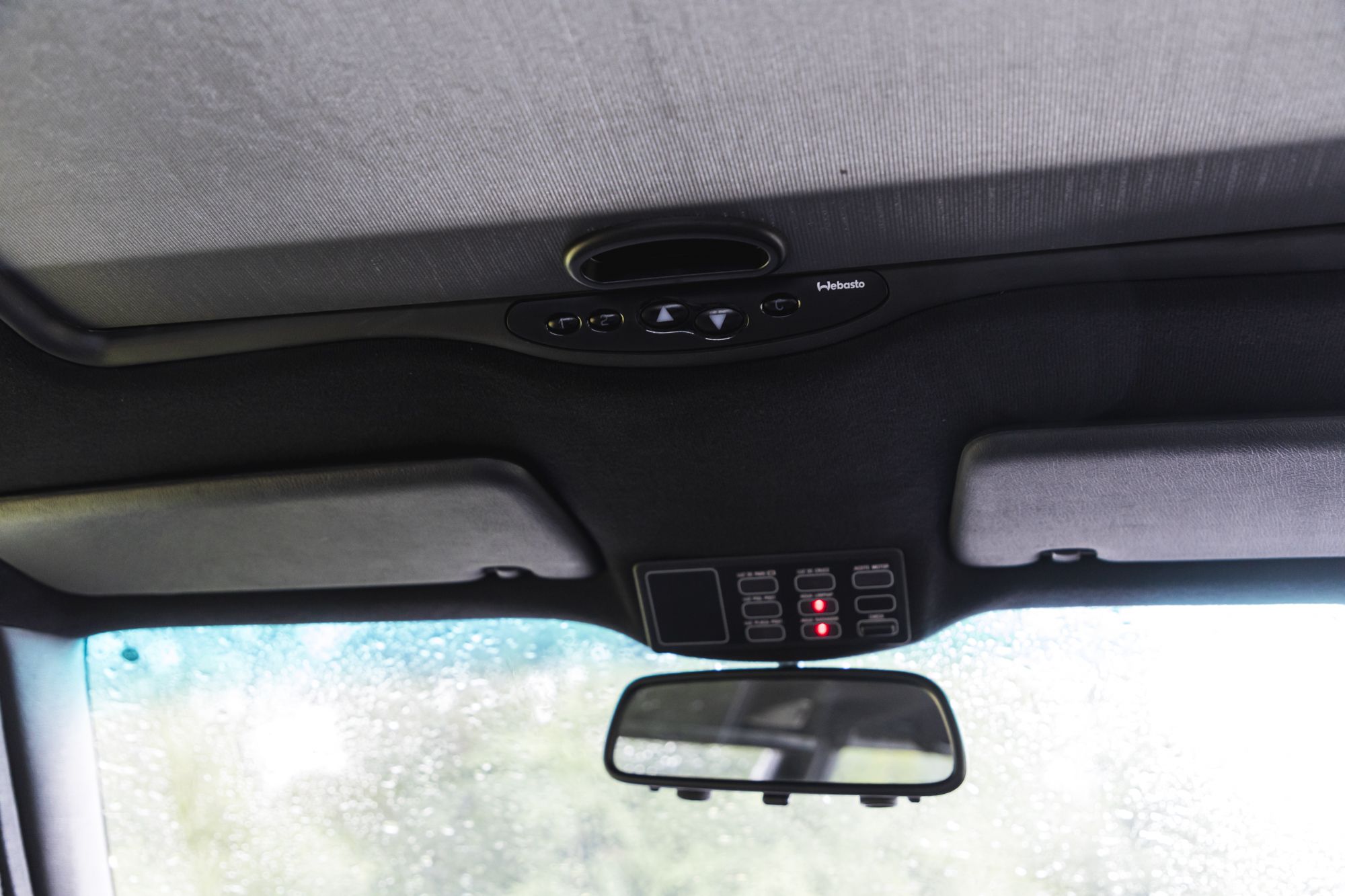 Male_BMW M3 e30 Auctomobile_46