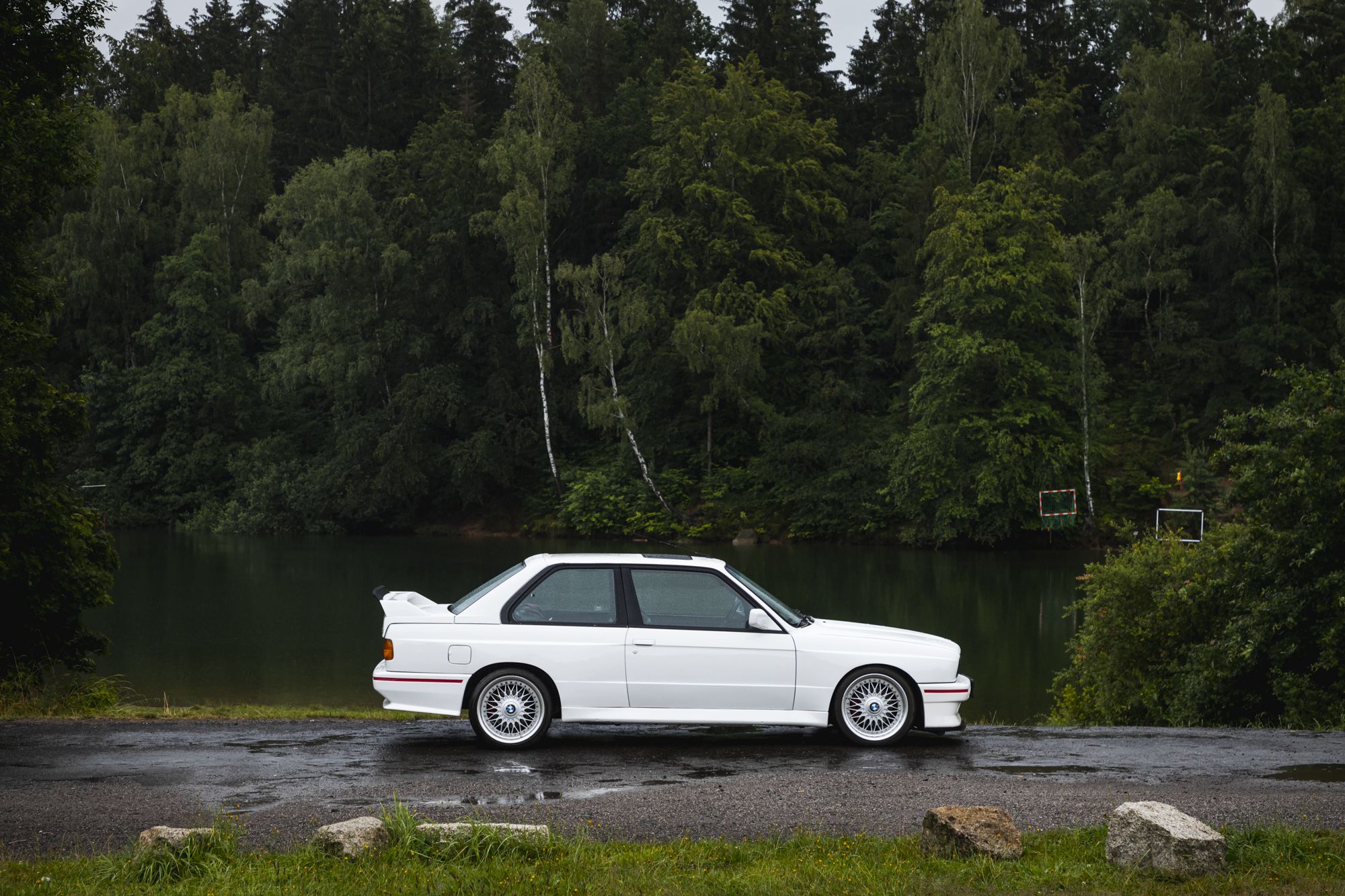 Male_BMW M3 e30 Auctomobile_5