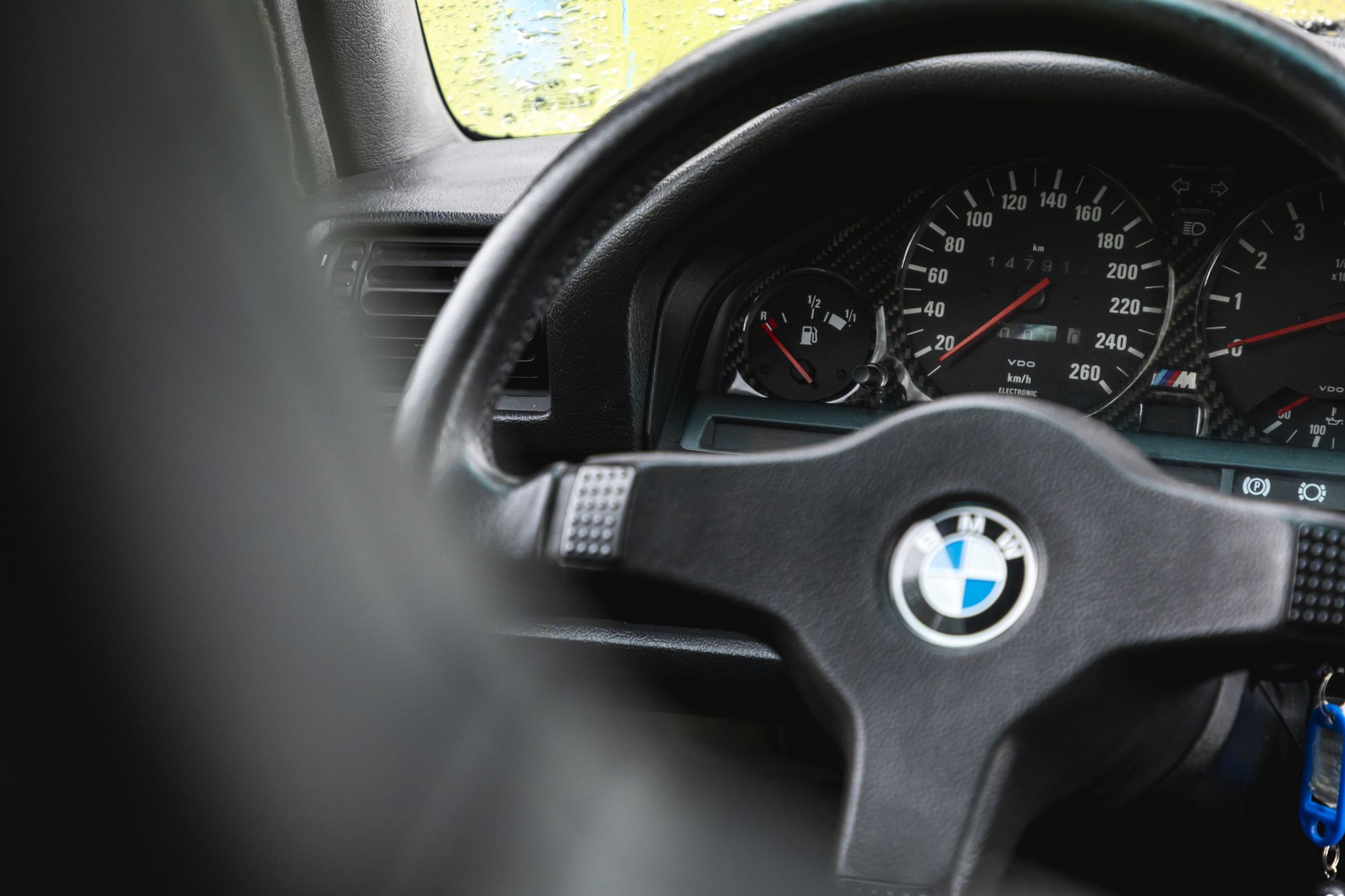 Male_BMW M3 e30 Auctomobile_52