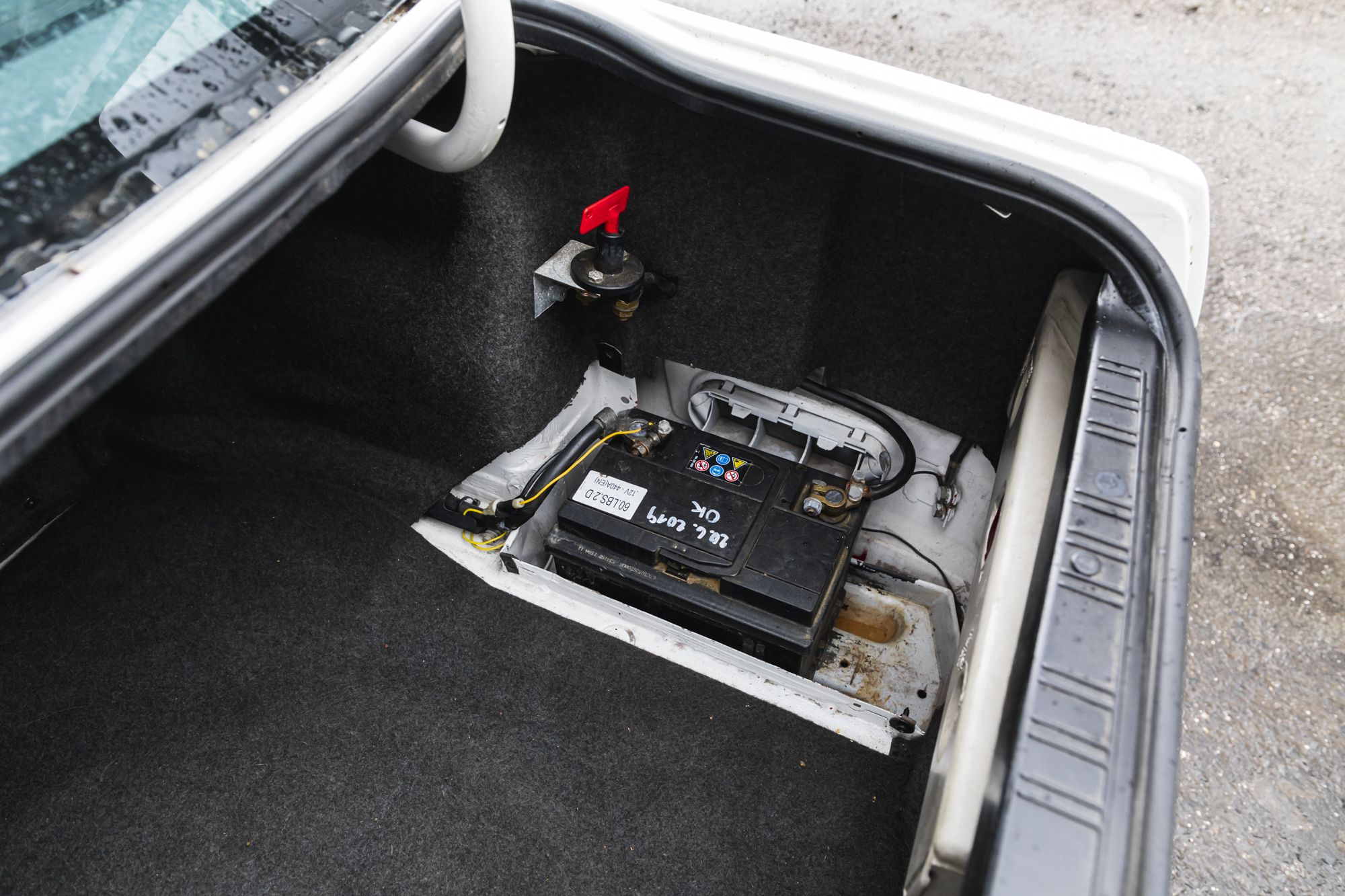 Male_BMW M3 e30 Auctomobile_65