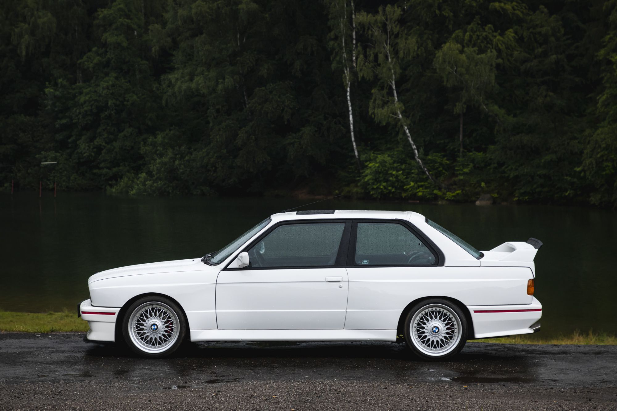 Male_BMW M3 e30 Auctomobile_79