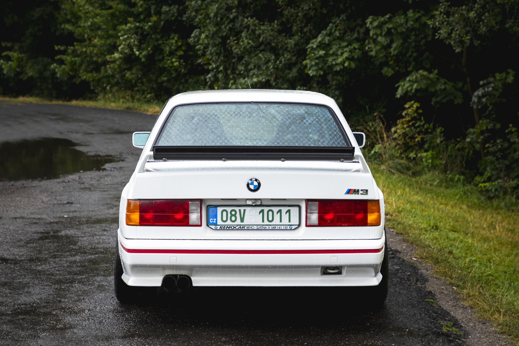 Male_BMW M3 e30 Auctomobile_89