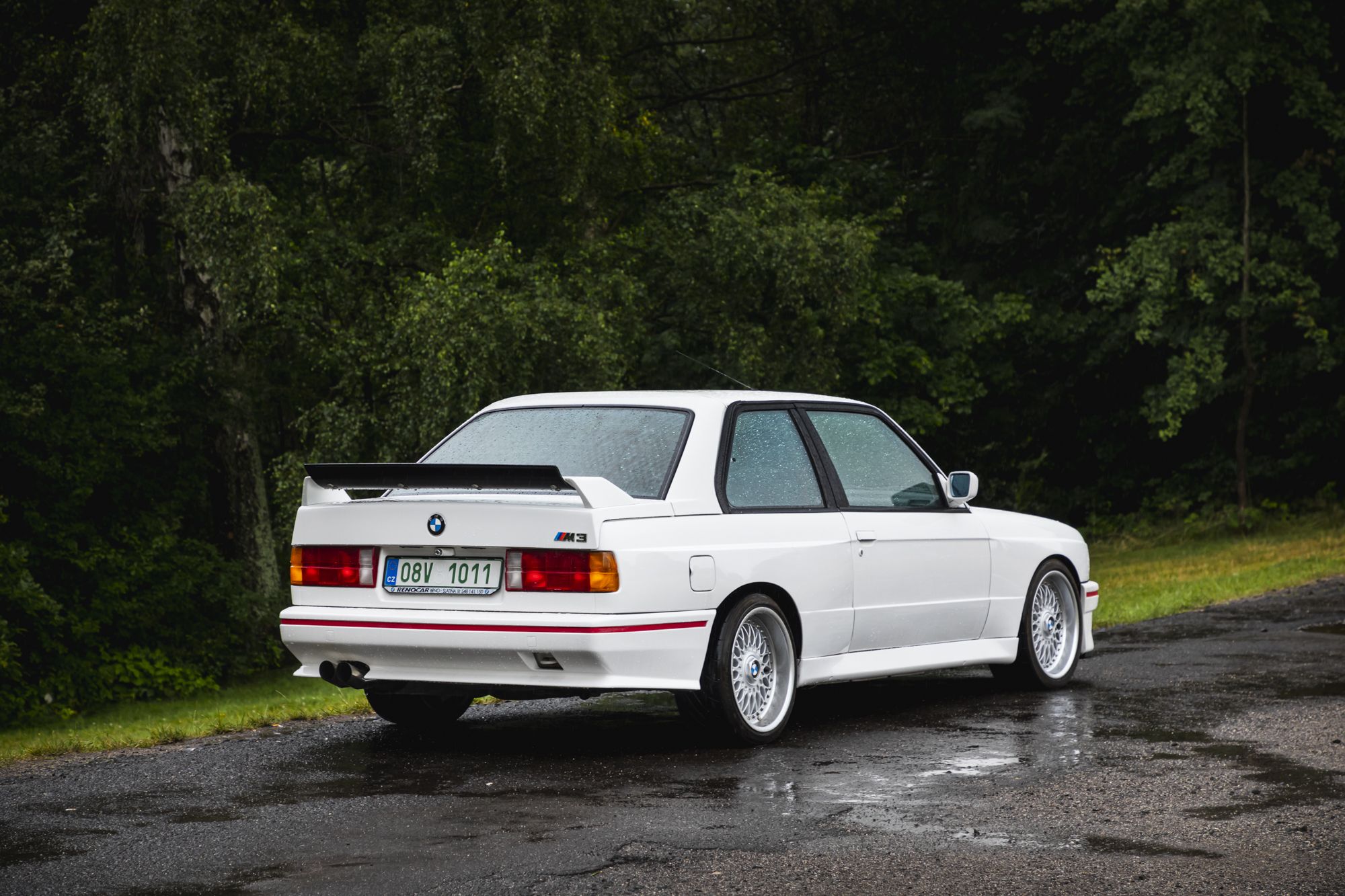 Male_BMW M3 e30 Auctomobile