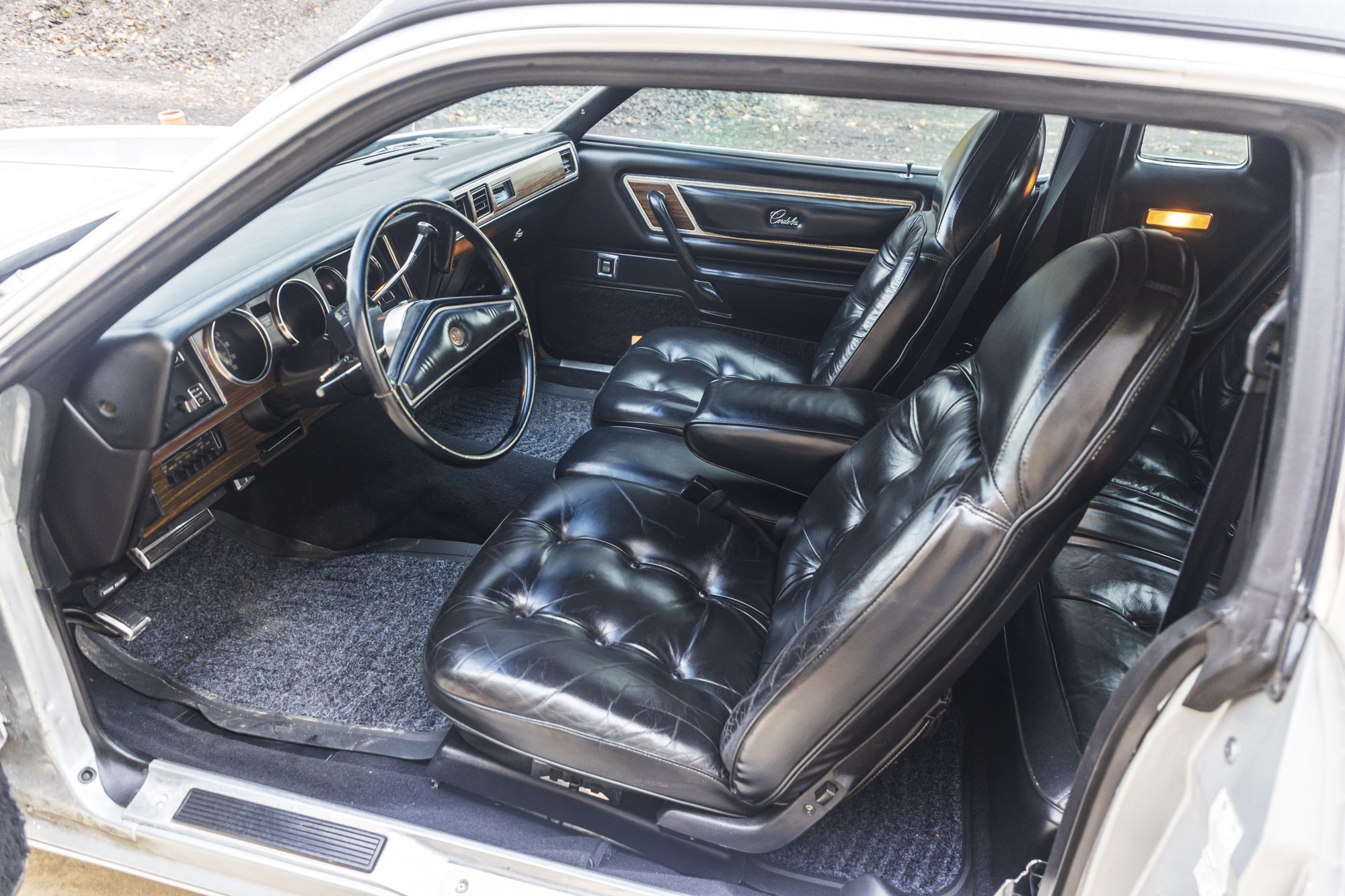 male Chrysler Cordoba_18