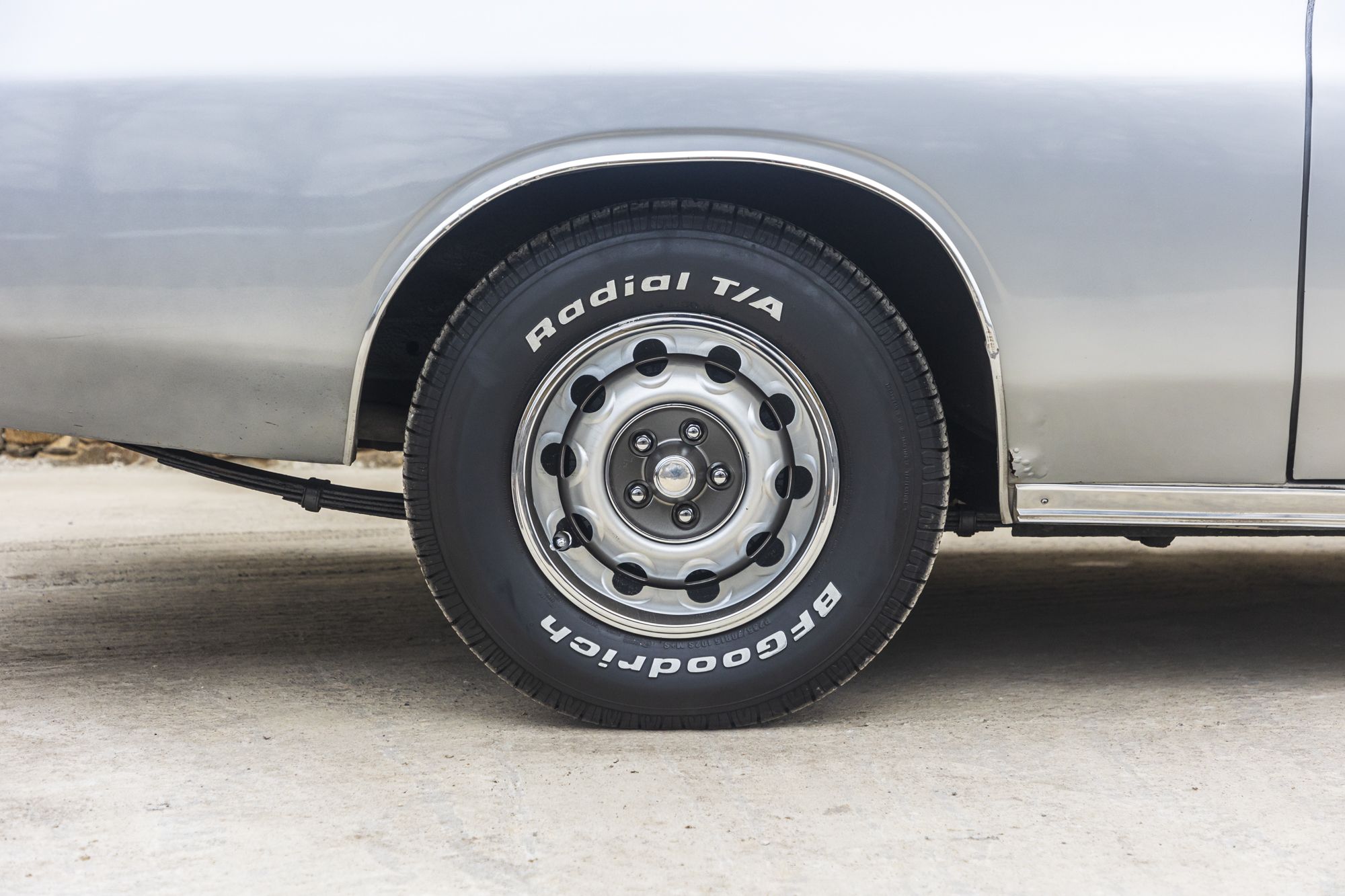 male Chrysler Cordoba_2