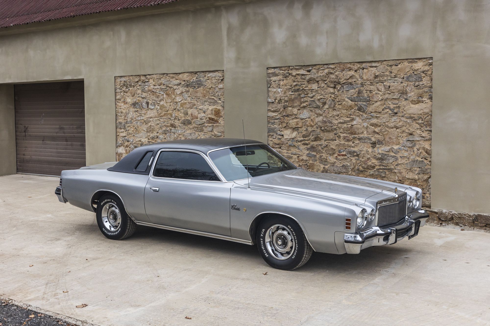 male Chrysler Cordoba_53