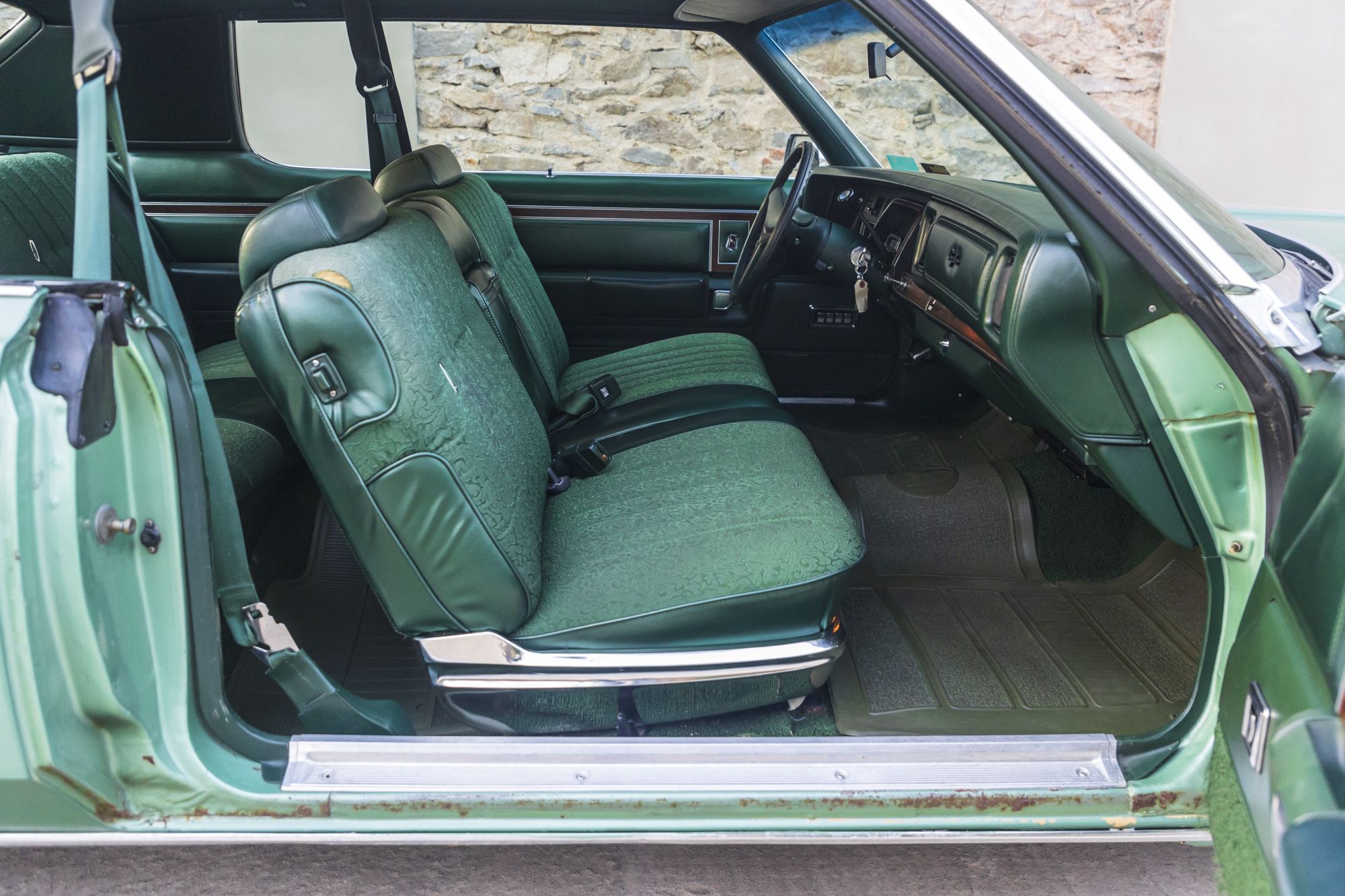 male CHrysler WestPort_25