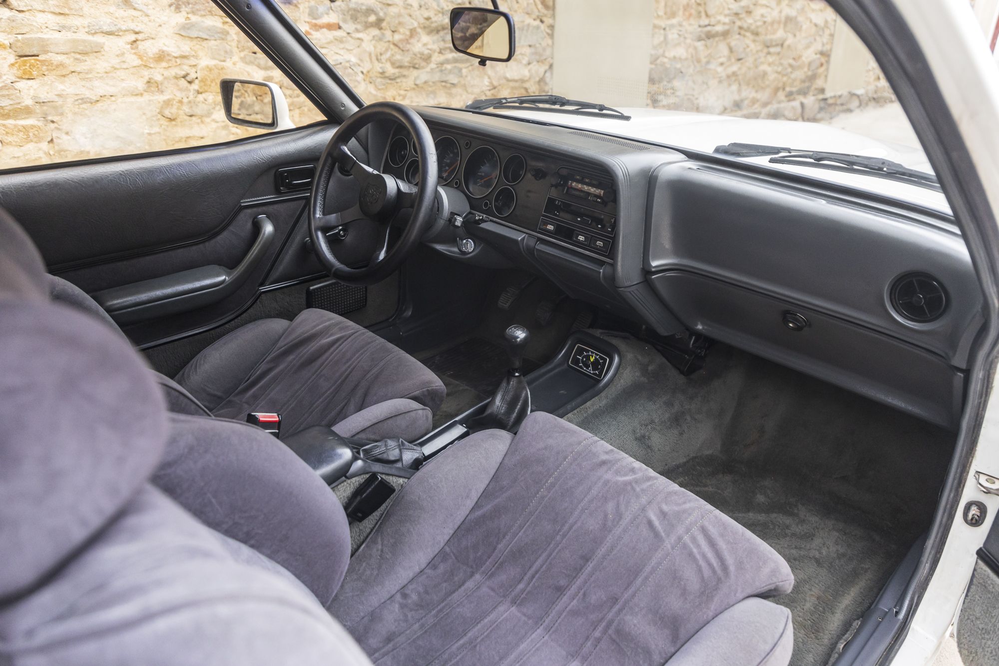 male Ford Capri Turbo_40