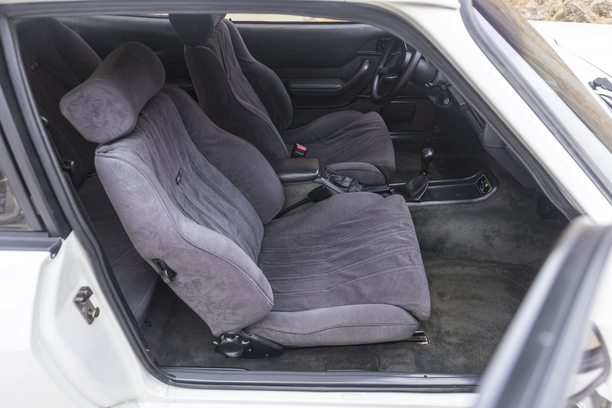 male Ford Capri Turbo_45