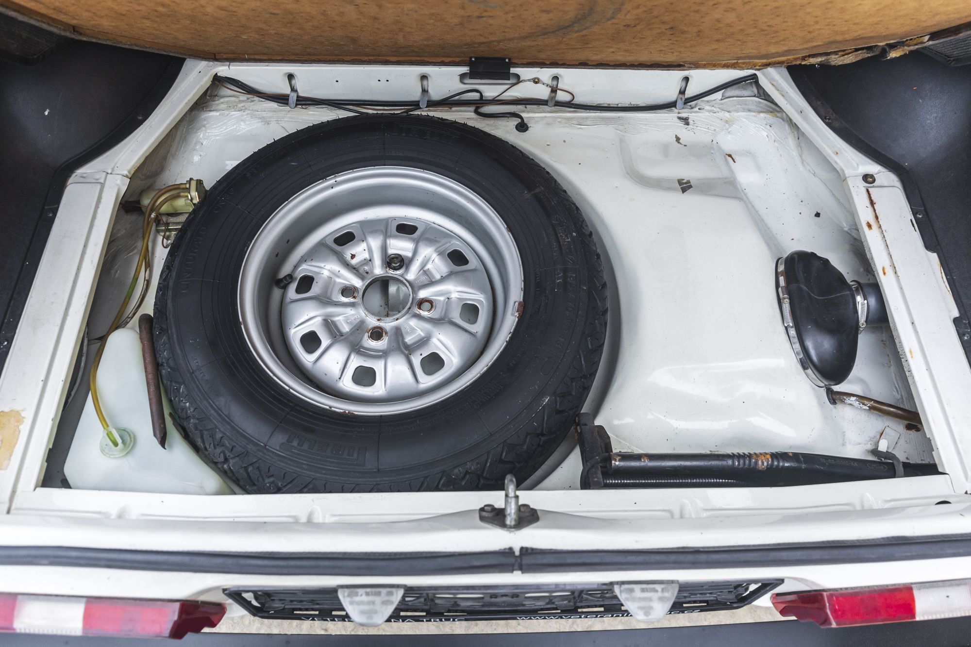 male Ford Capri Turbo_74