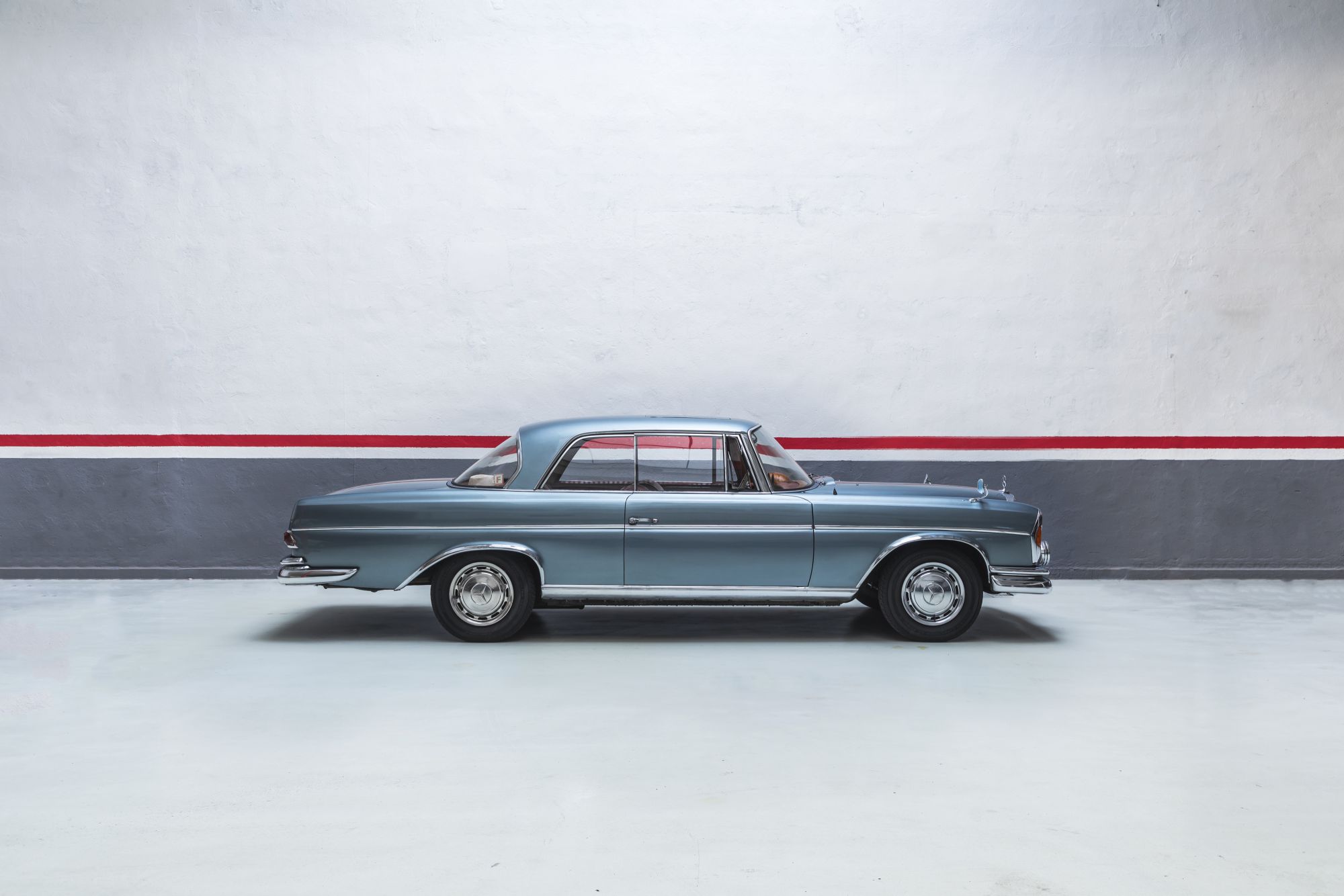 MB 220 W110 - Auctomobile