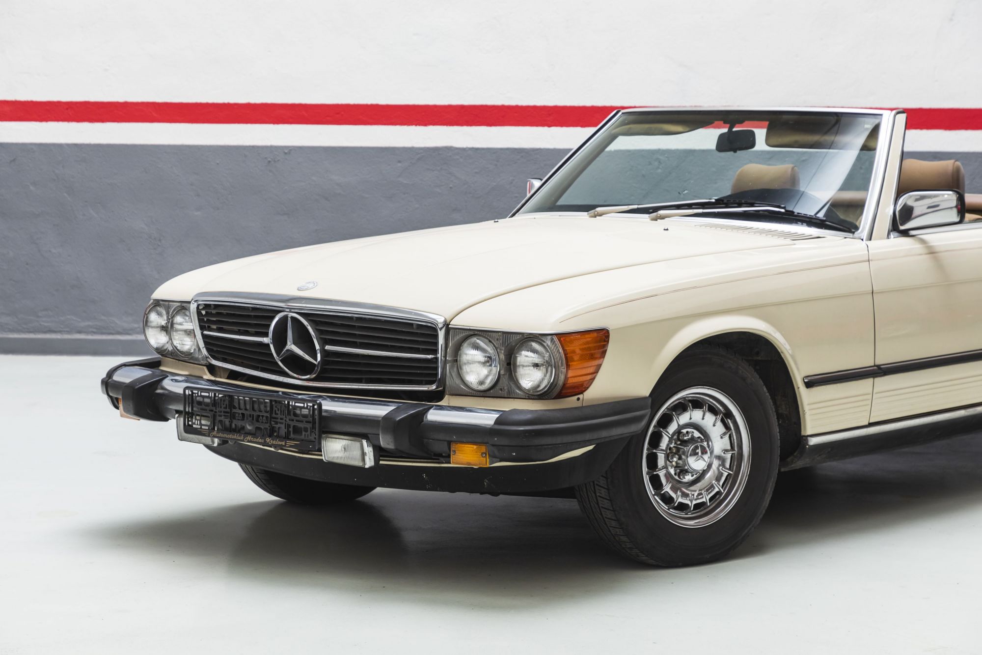mb-380sl-auctomobile-25.jpg