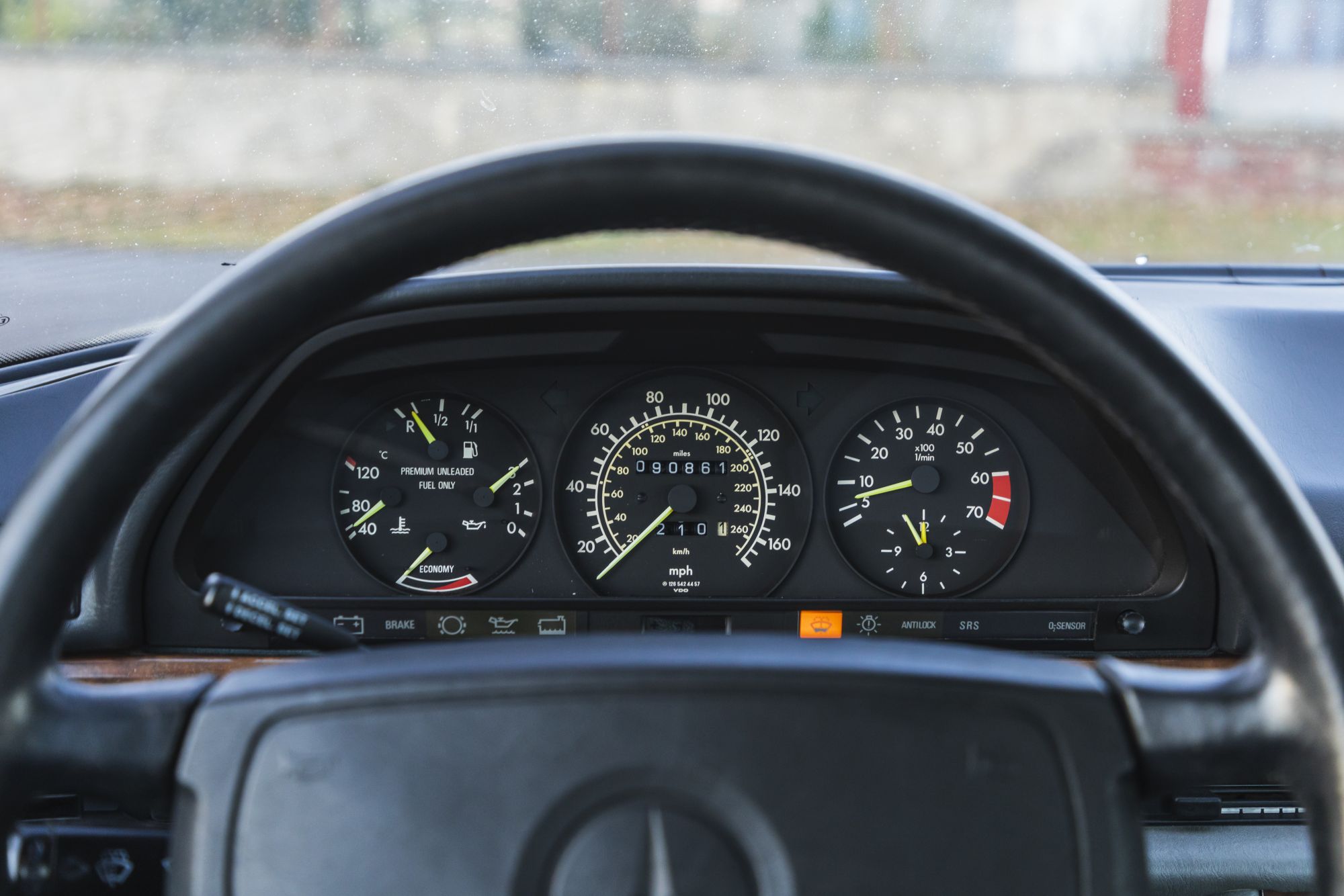 MB 560SEC Auctomobile_10