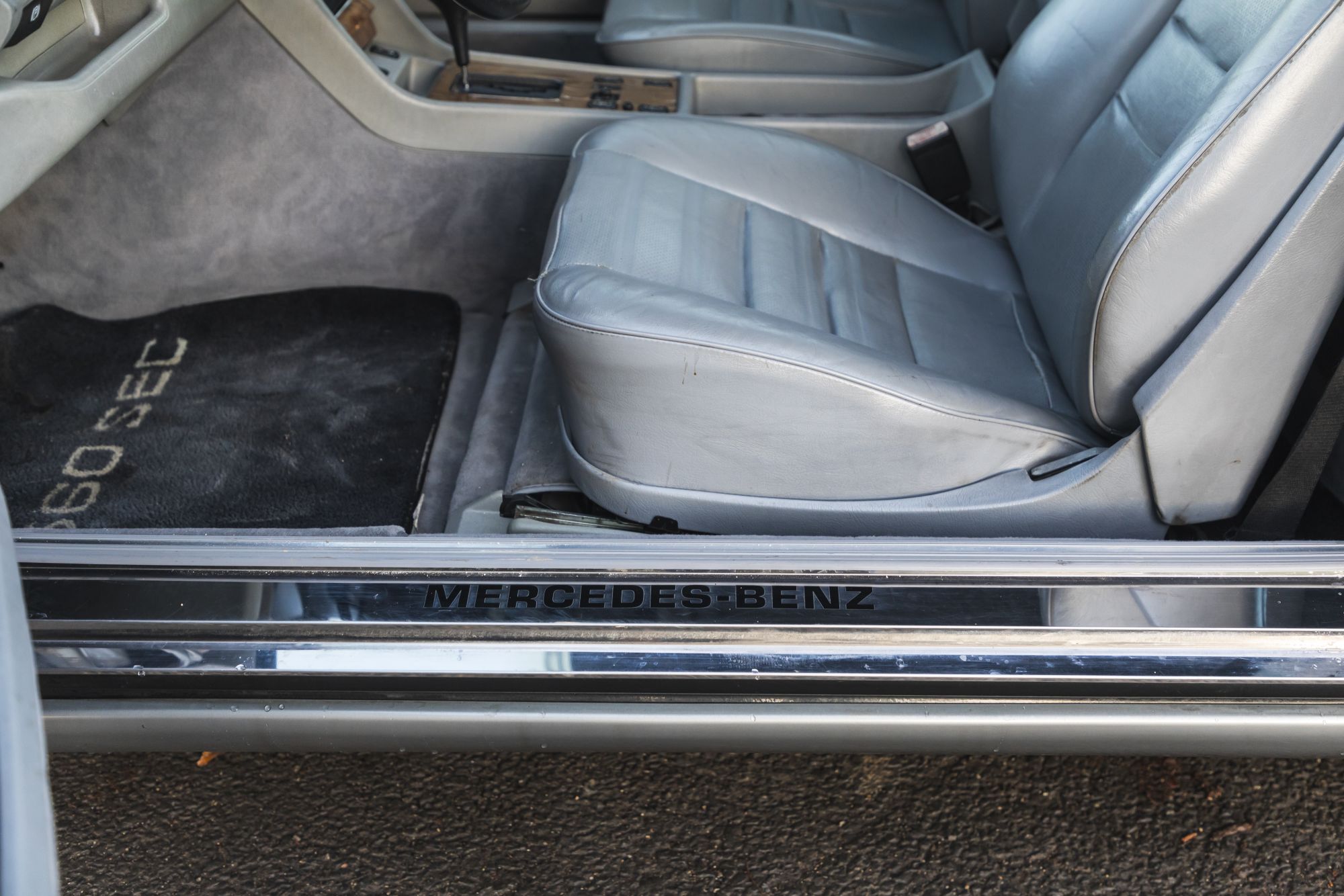 MB 560SEC Auctomobile_20