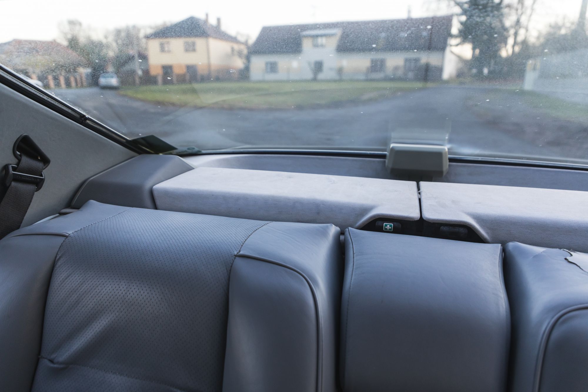 MB 560SEC Auctomobile_22