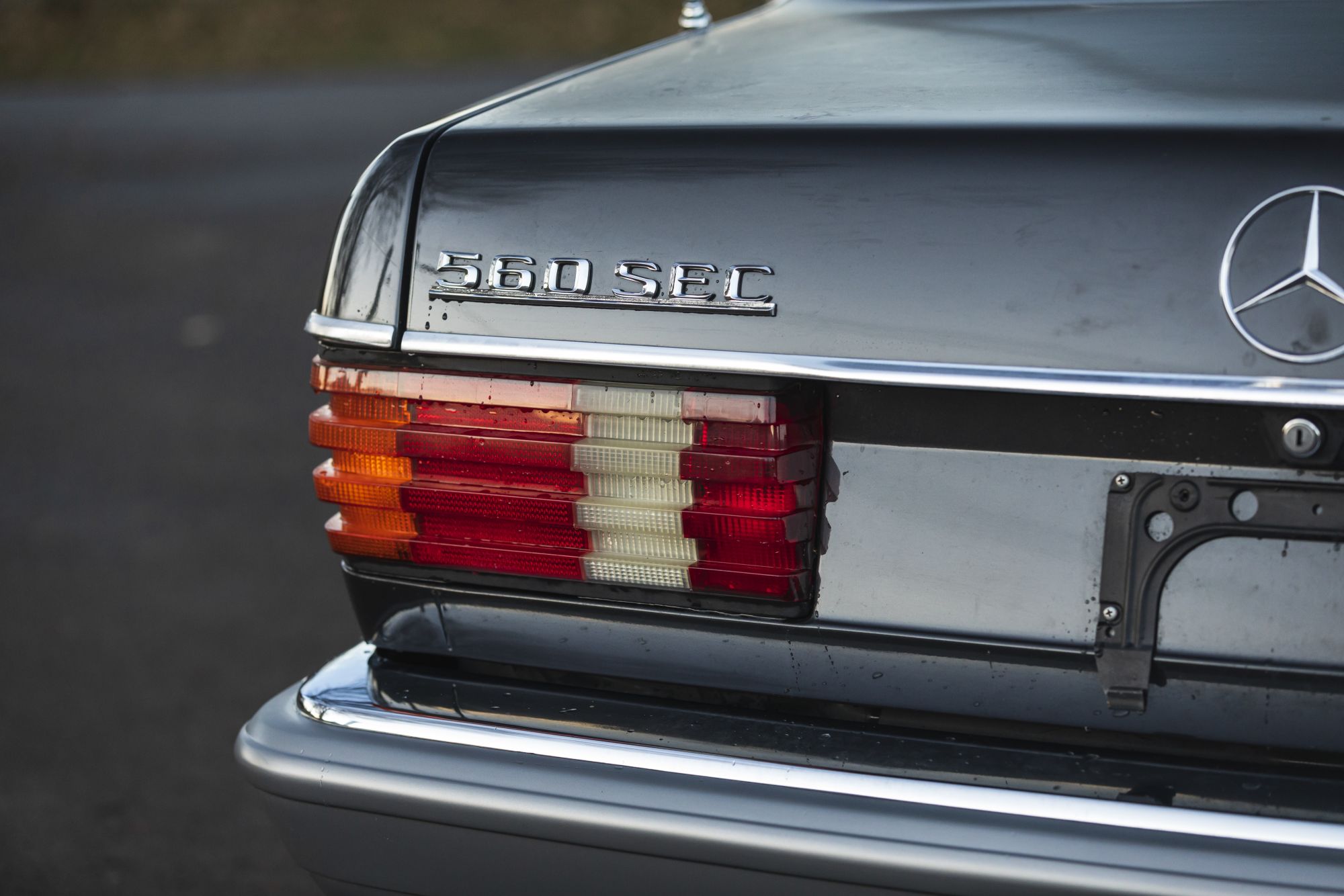 MB 560SEC Auctomobile_26