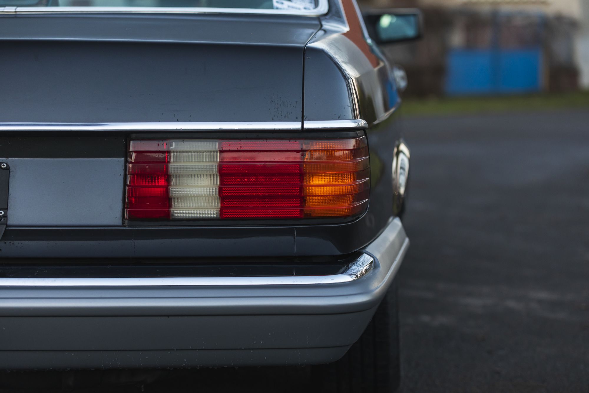 MB 560SEC Auctomobile_28