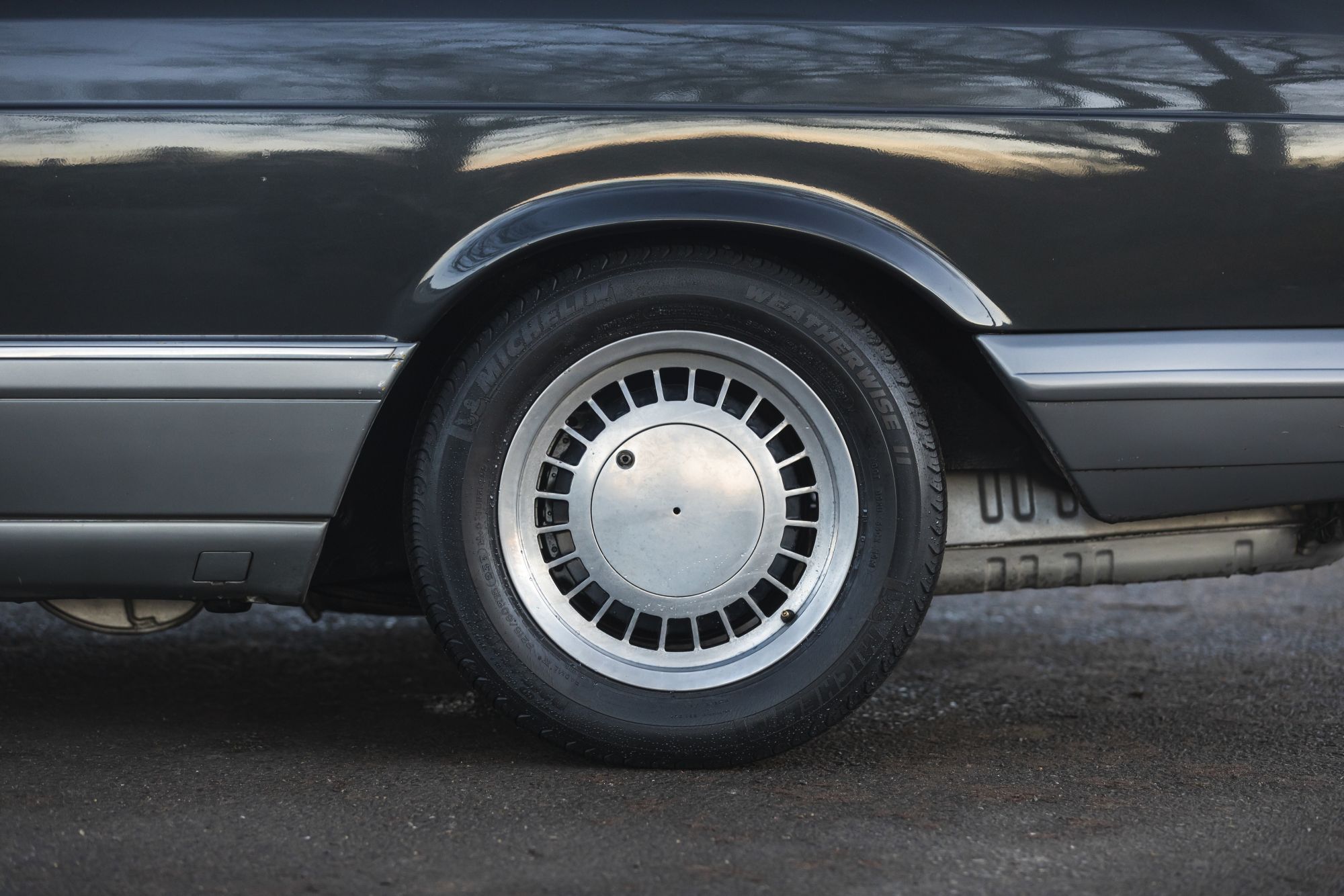 MB 560SEC Auctomobile_30